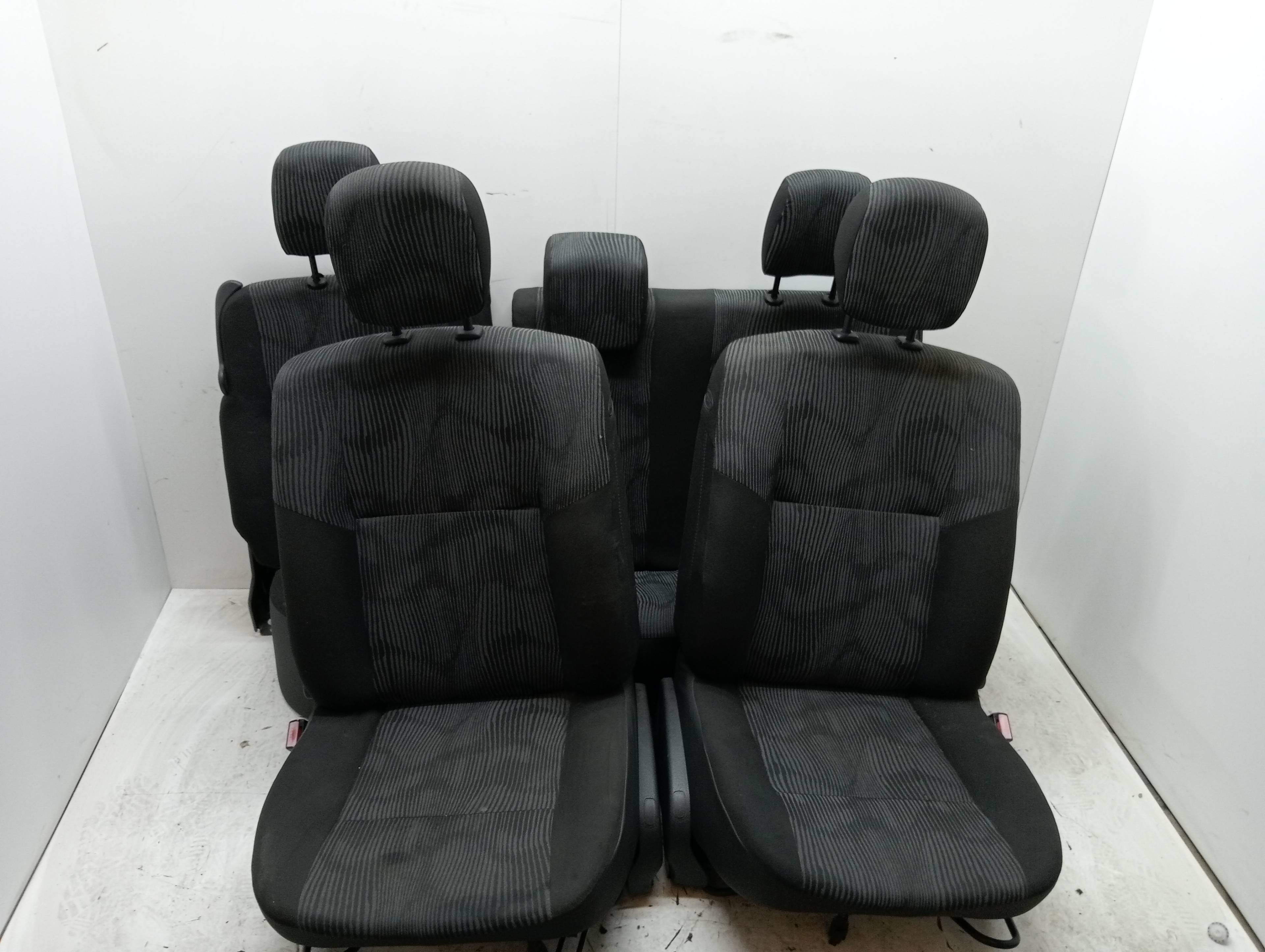 Jeu de sièges complet DACIA SANDERO