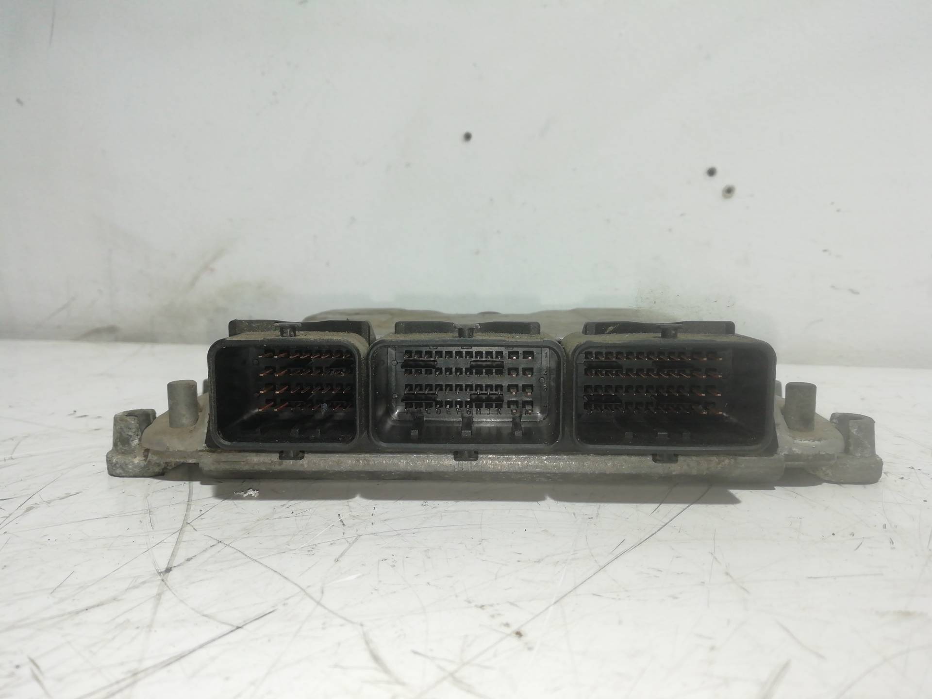 Engine control unit ECU RENAULT LAGUNA II (BG0)