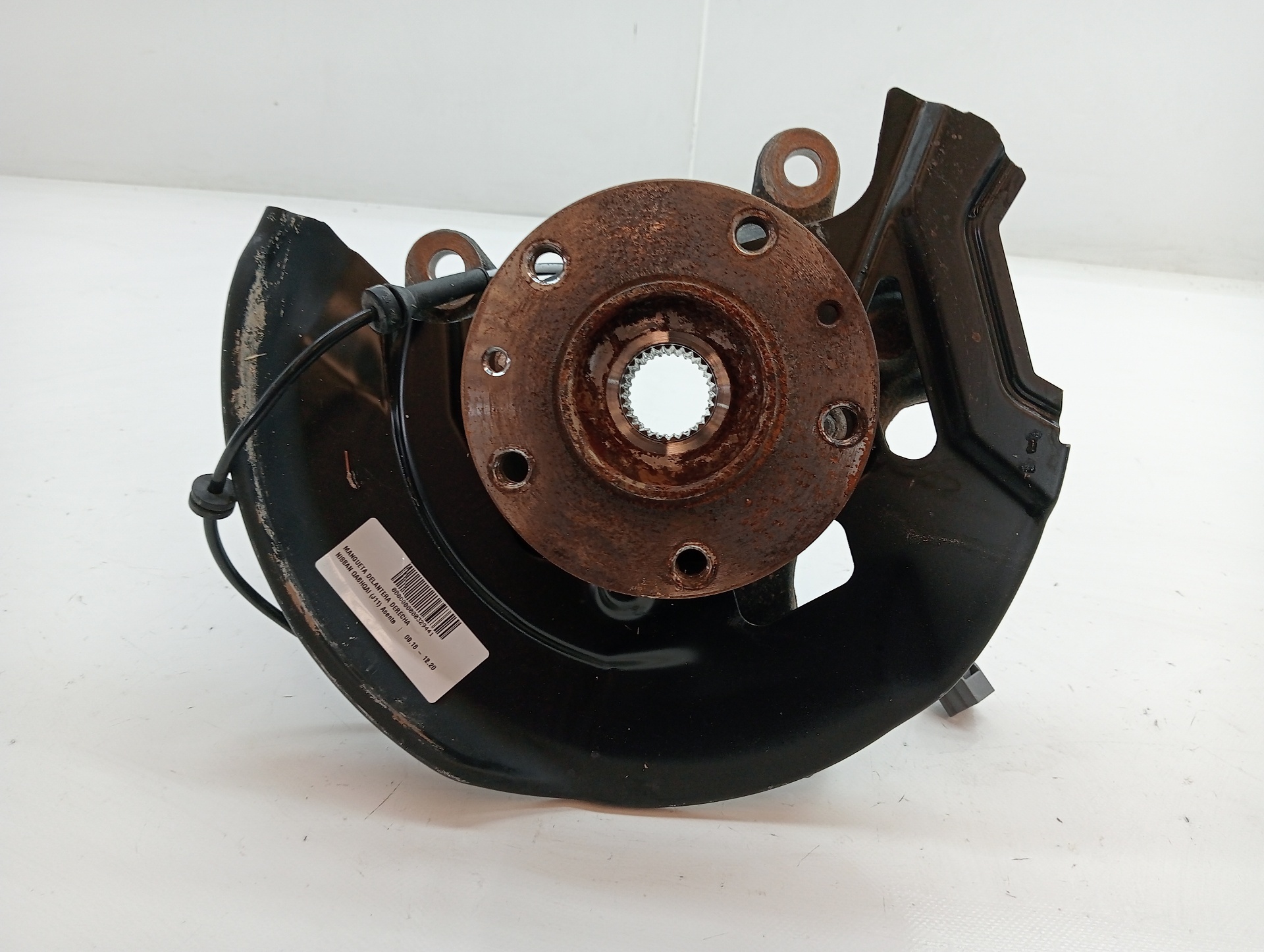 Fusée avant droite NISSAN QASHQAI (J11)