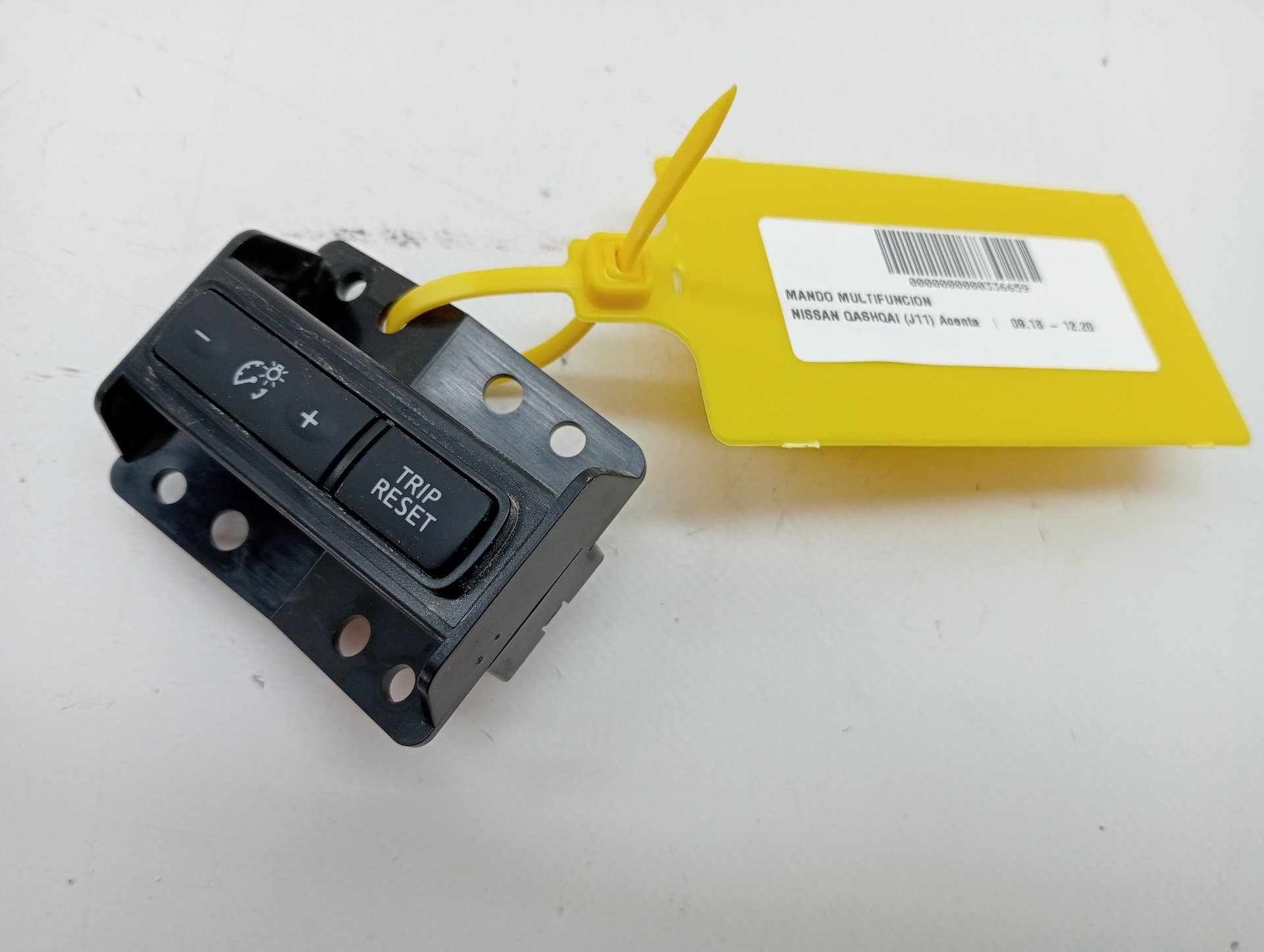 Commande multifonction NISSAN QASHQAI (J11)
