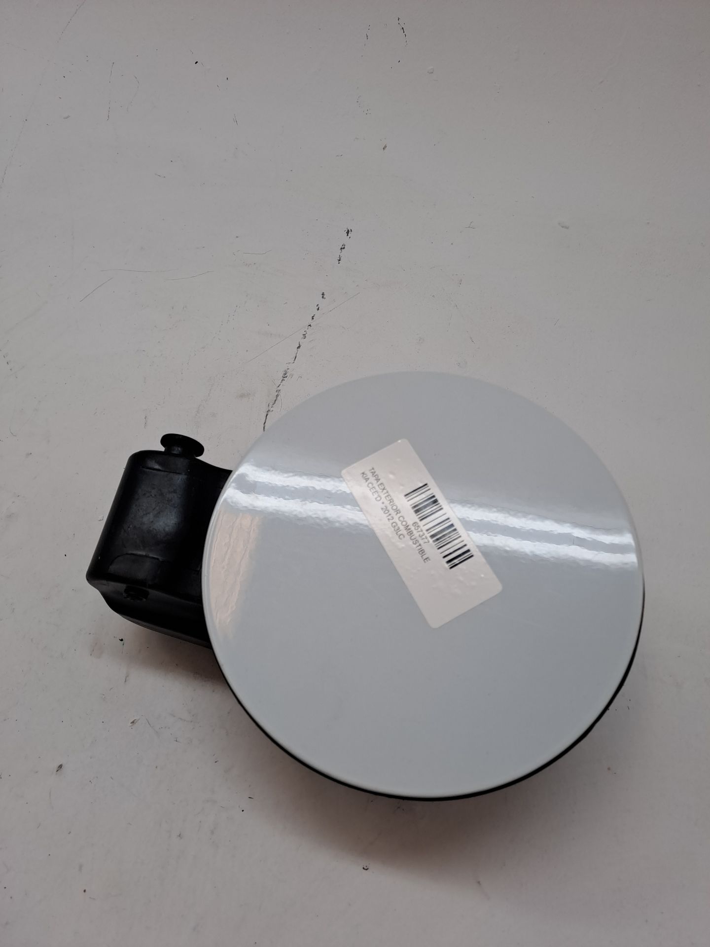 Fuel filler flap KIA CEED