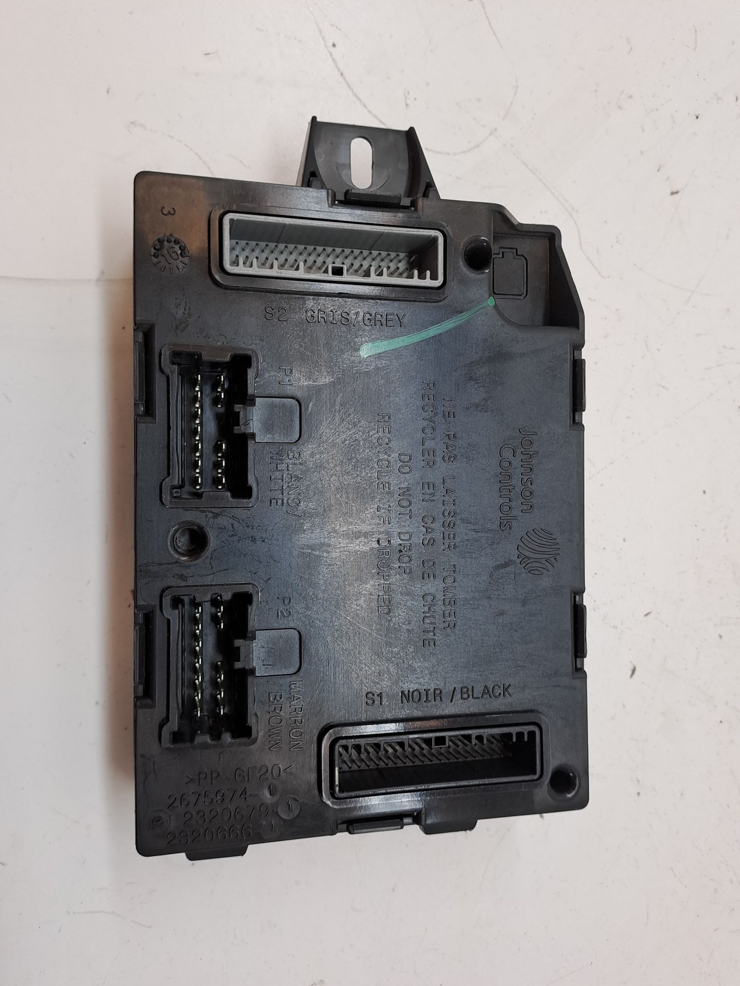 Módulo eletrónico RENAULT TRAFIC FURGÓN