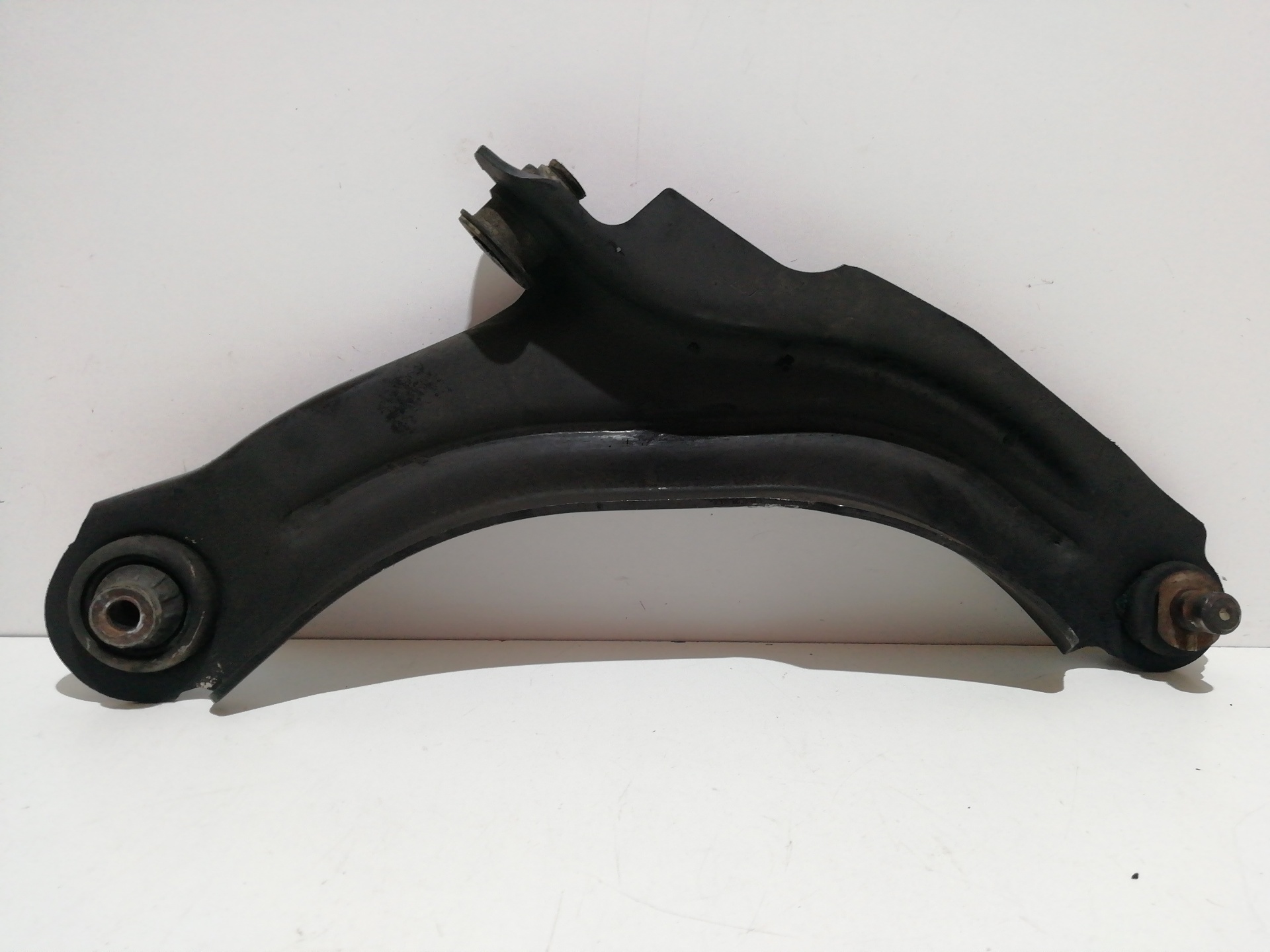 Front Right Lower Control Arm RENAULT CLIO IV