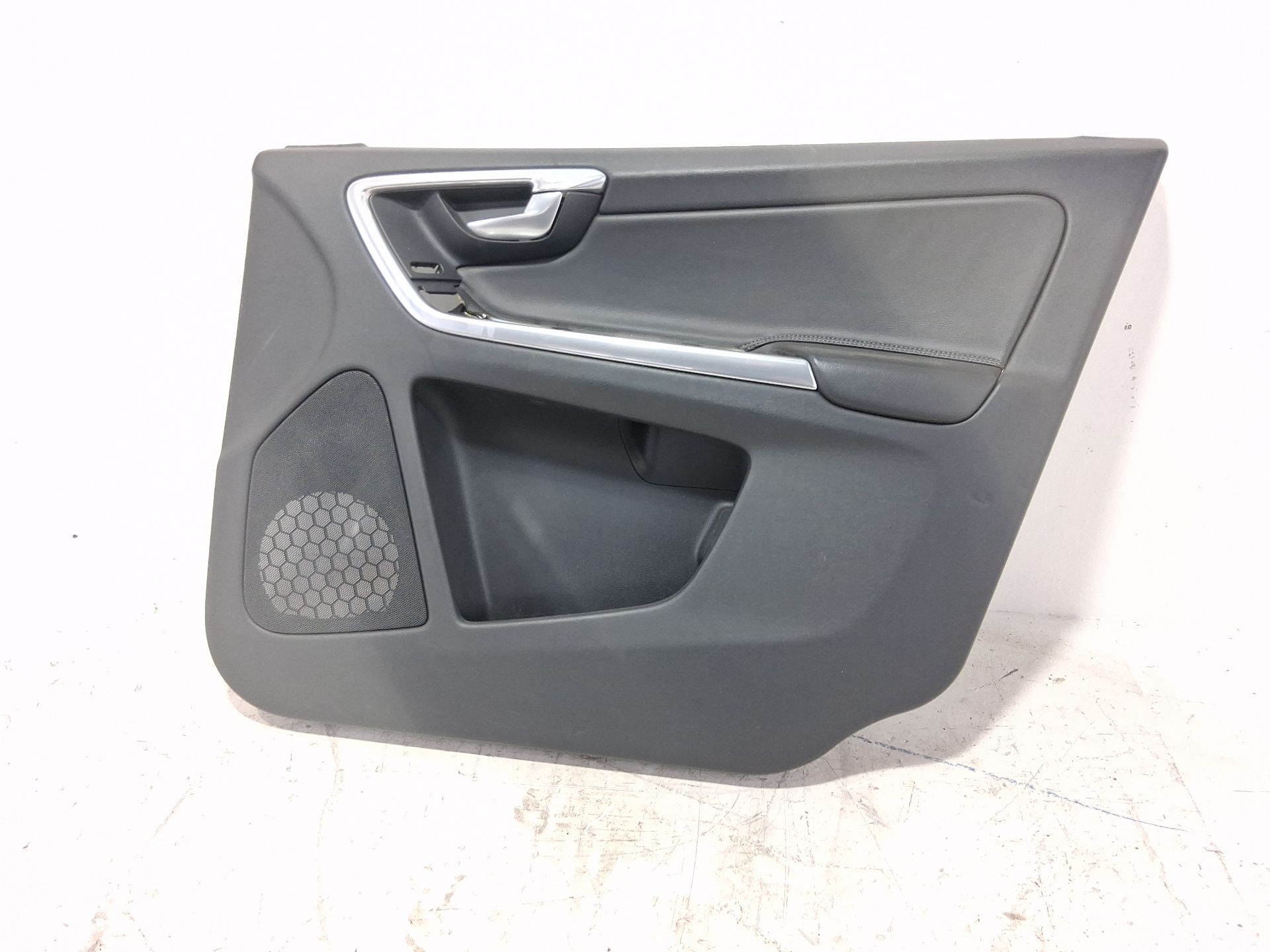 Front Right Door Trim Panel VOLVO XC60