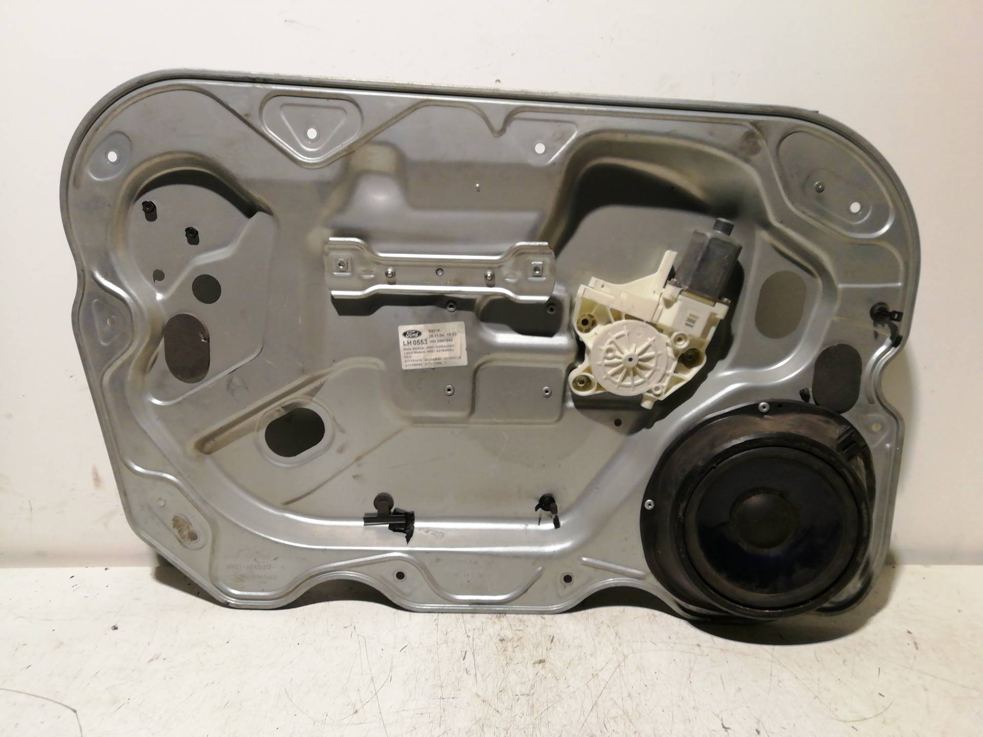 Elevador do vidro dianteiro esquerdo FORD FOCUS C-MAX (CAP)