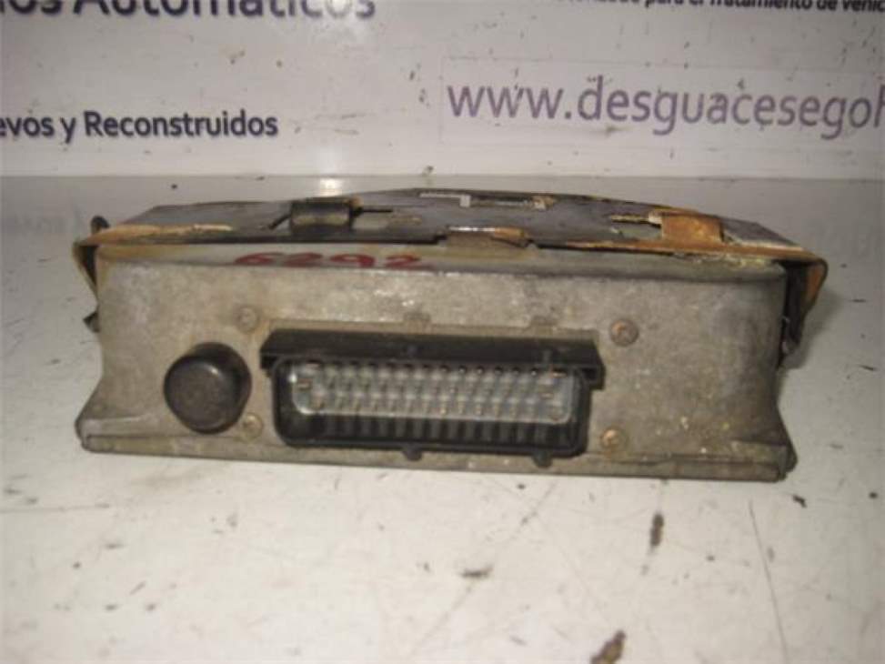 Engine control unit ECU RENAULT VEL SATIS (BJ0)