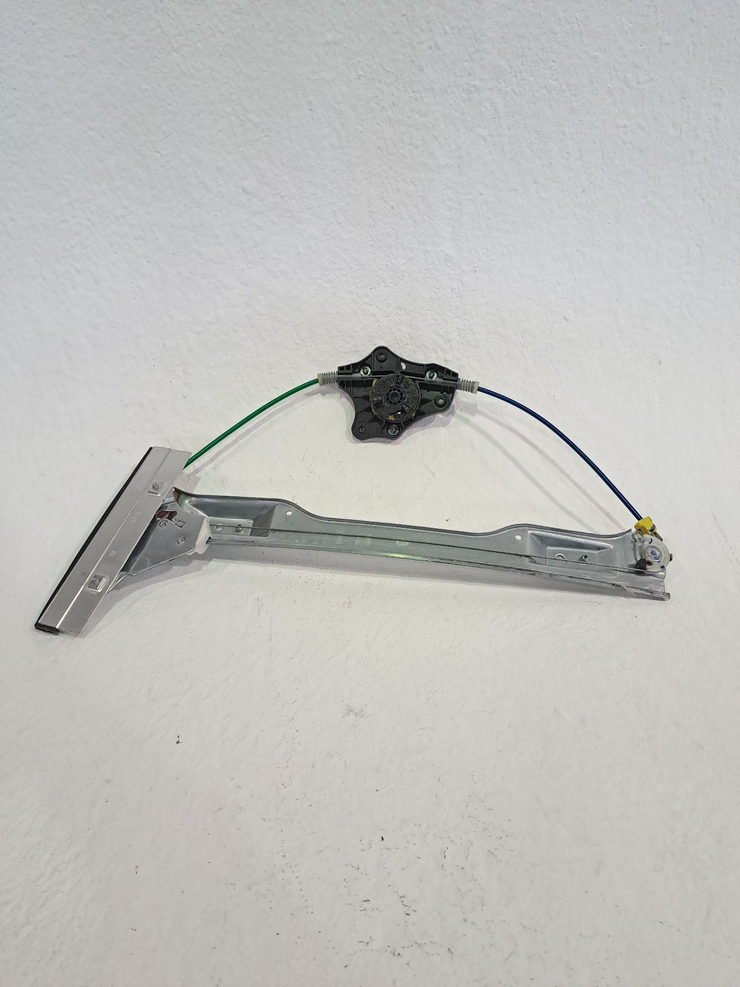 Front right window regulator OPEL CORSA F