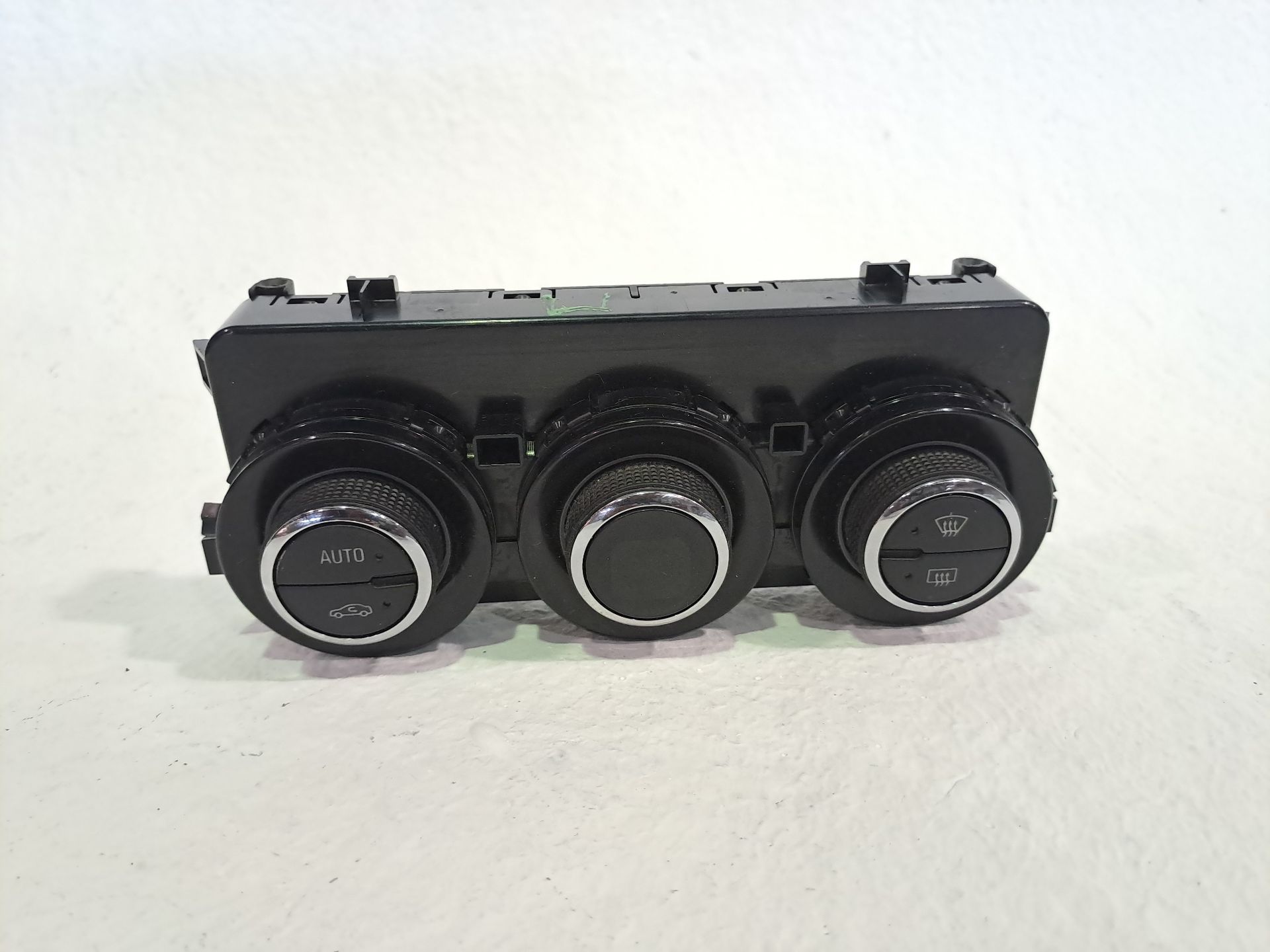MANDO CLIMATIZADOR OPEL CORSA F