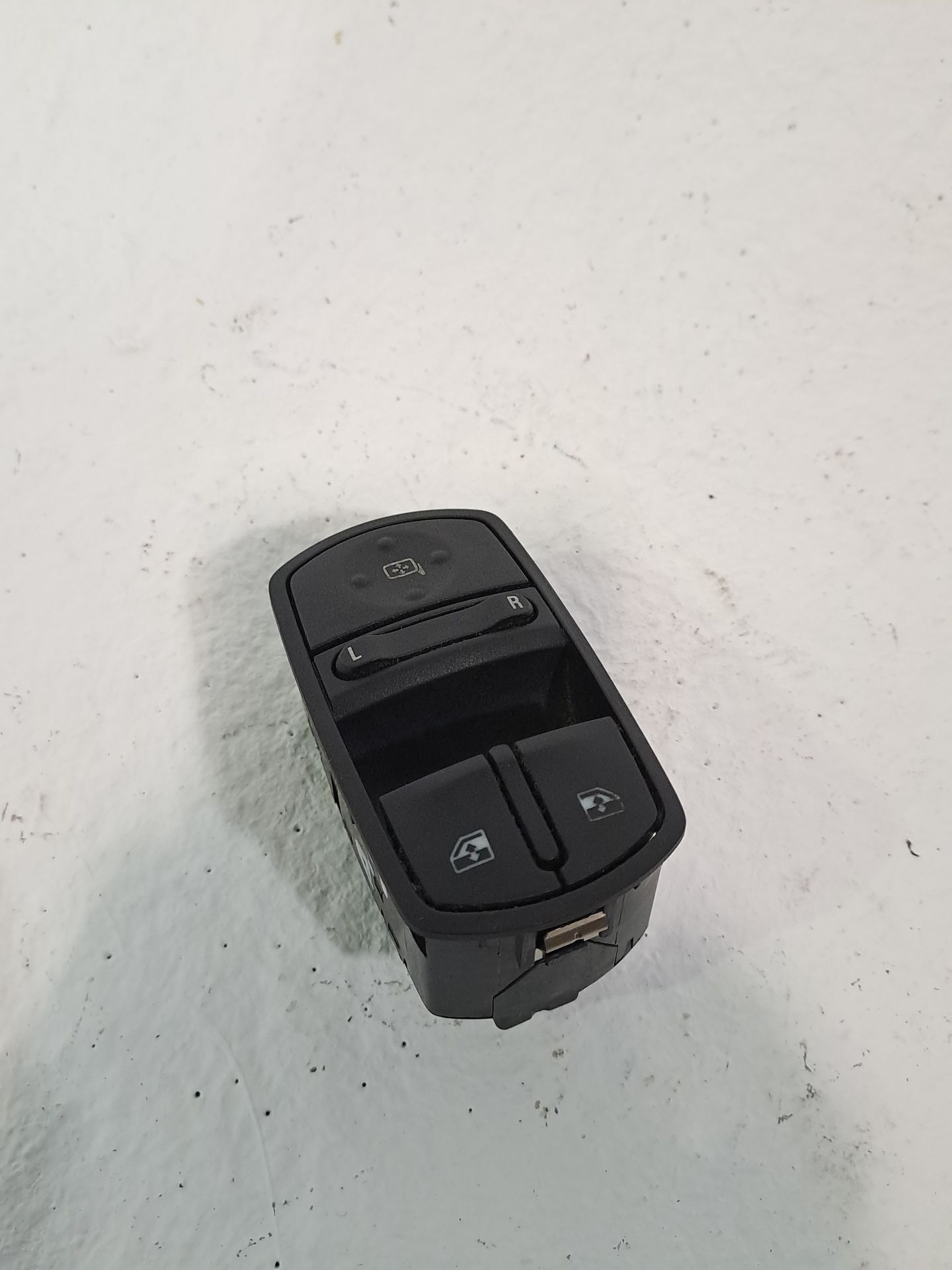 Front Left Window Switch OPEL CORSA F