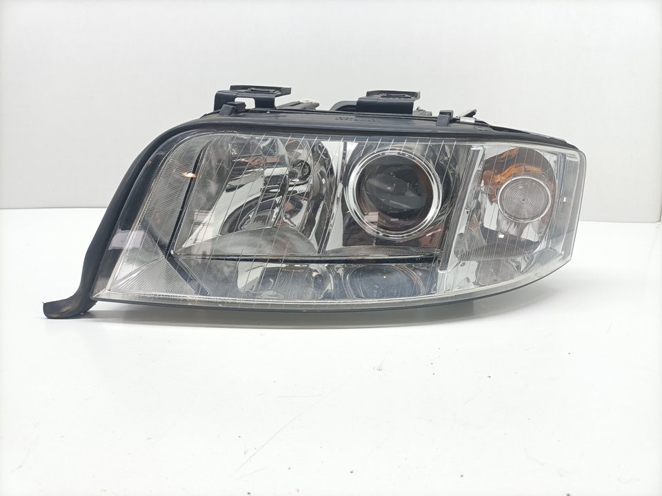 Scheinwerfer links AUDI A6 BERLINA (4B2)