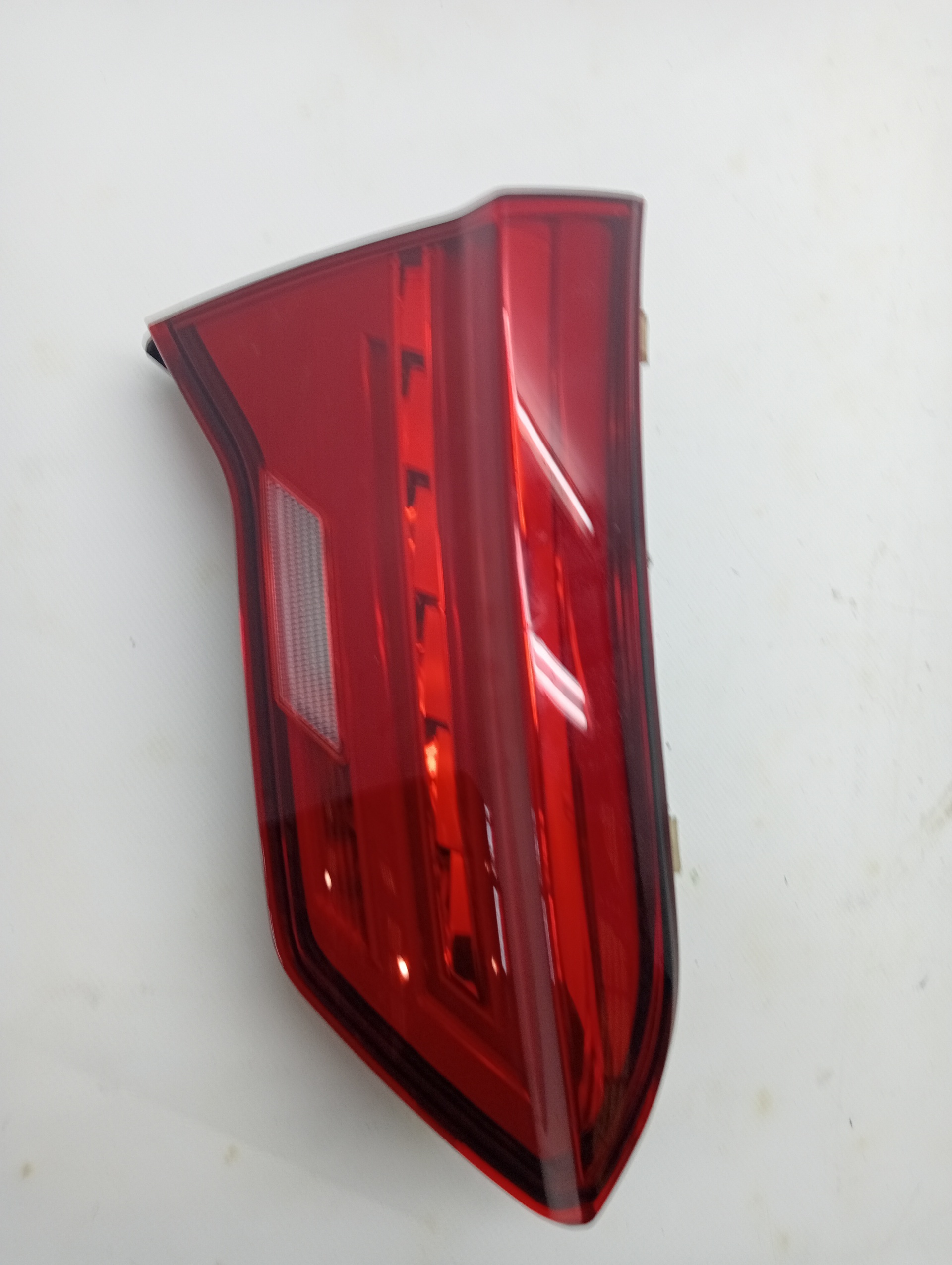 Rear Light Left Inner VOLKSWAGEN T-ROC