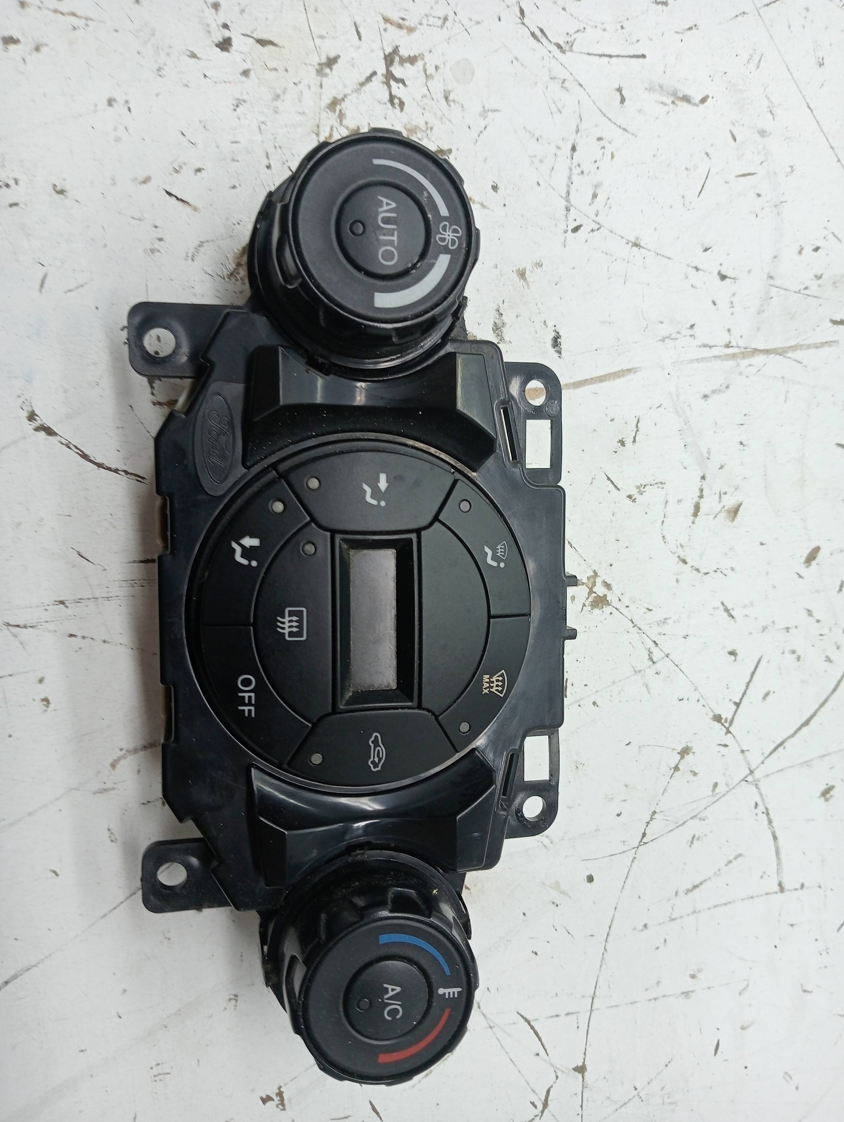MANDO CLIMATIZADOR FORD FIESTA (CB1)