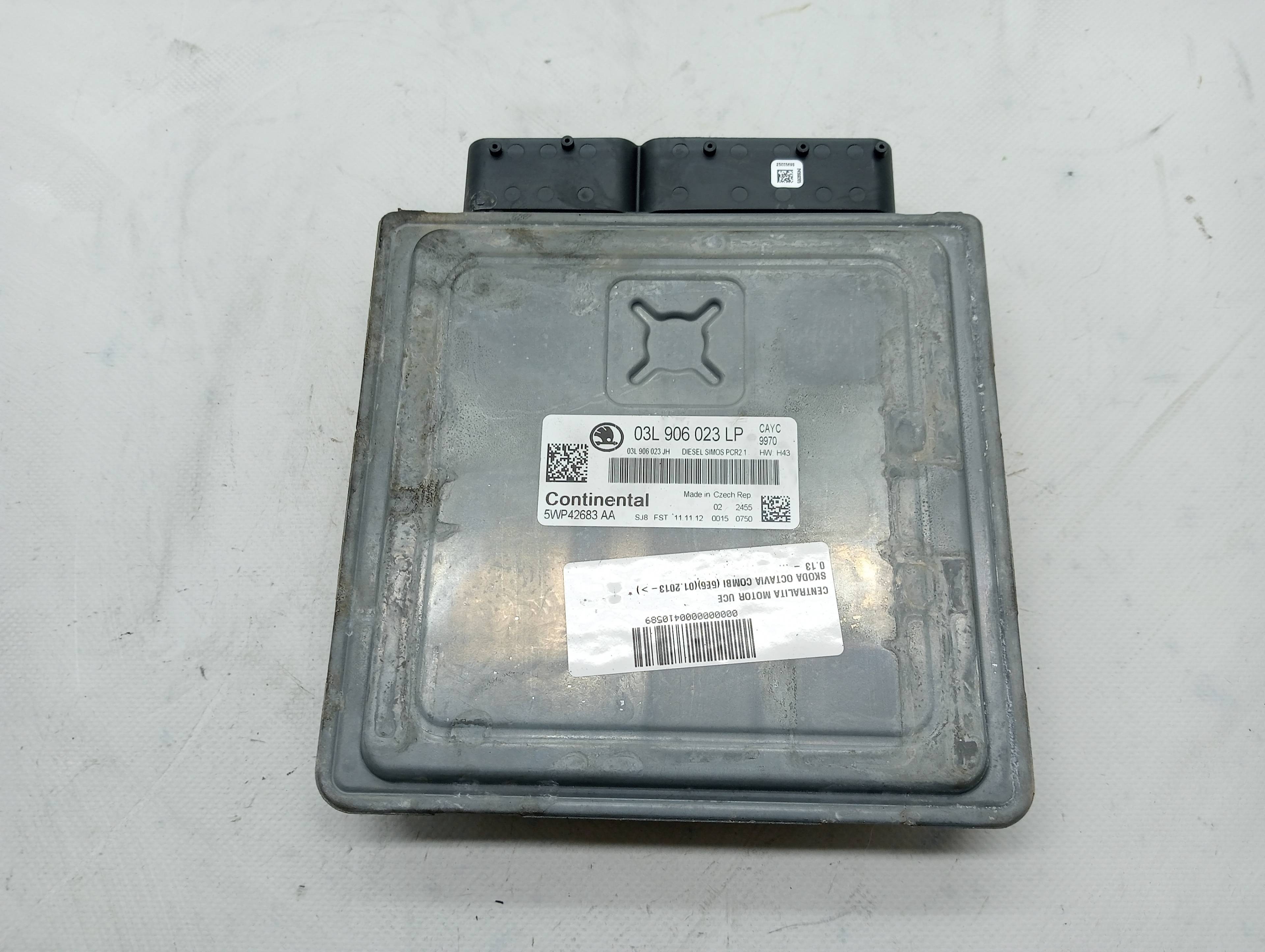 Centralina motore SKODA OCTAVIA COMBI (5E5)