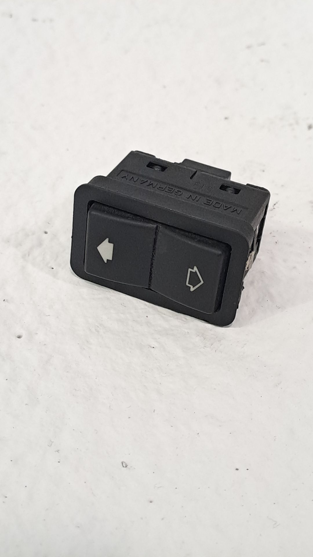 Comando vidro elétrico dianteiro direito BMW SERIE 5 TOURING (E39)