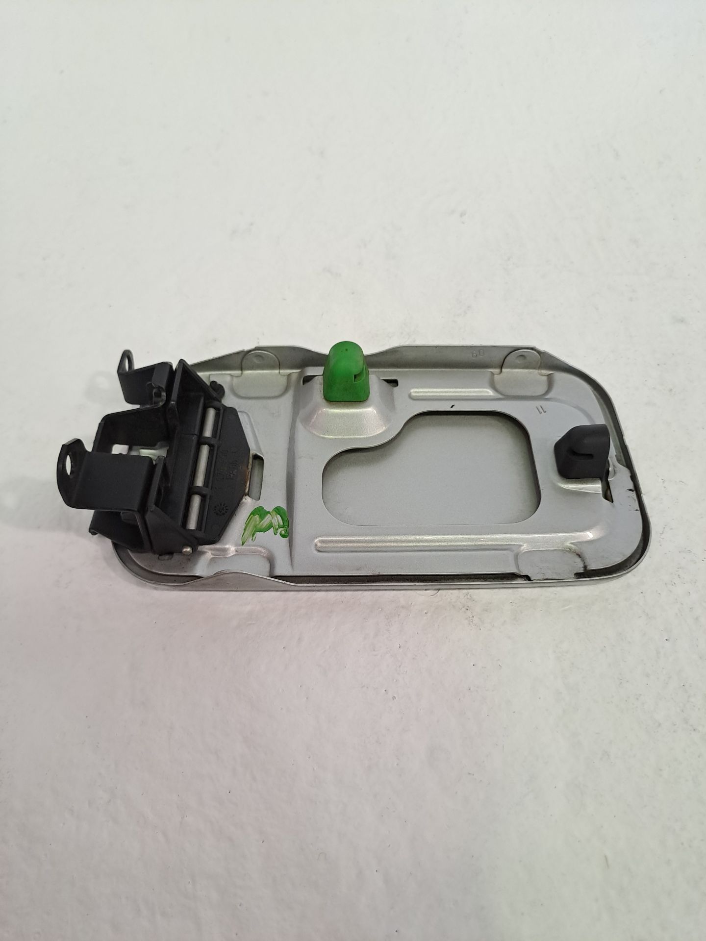 Fuel filler flap BMW SERIE 5 TOURING (E39)