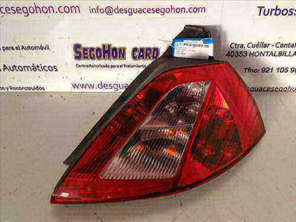 Farol traseiro direito RENAULT MEGANE II BERLINA 5P