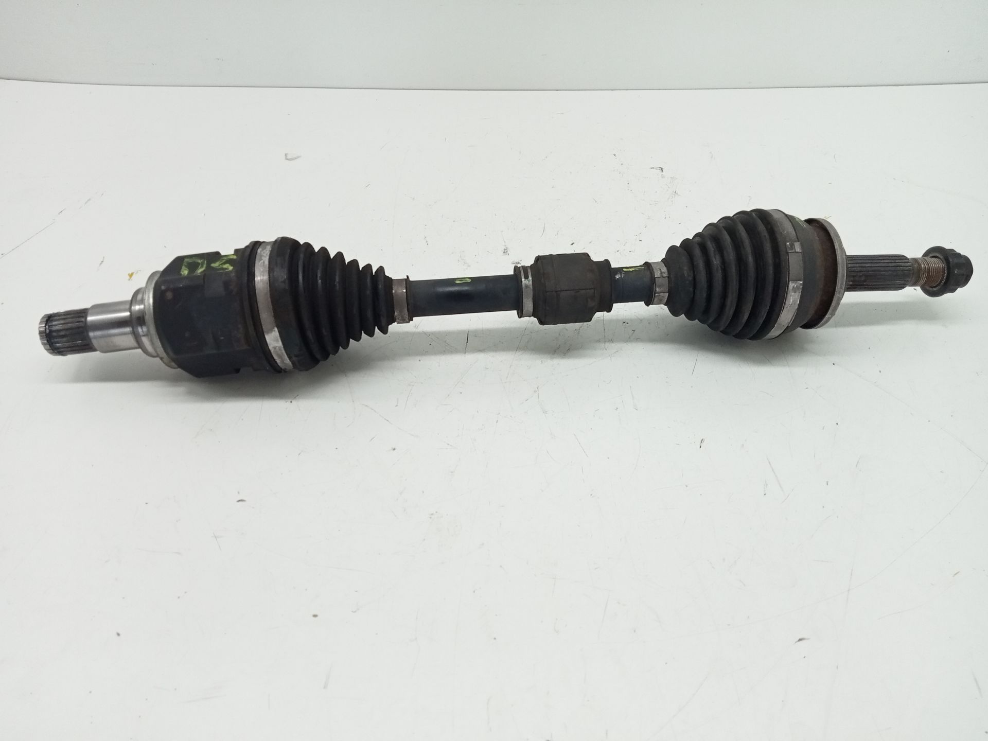 Transmission avant gauche TOYOTA PRIUS (NHW30)