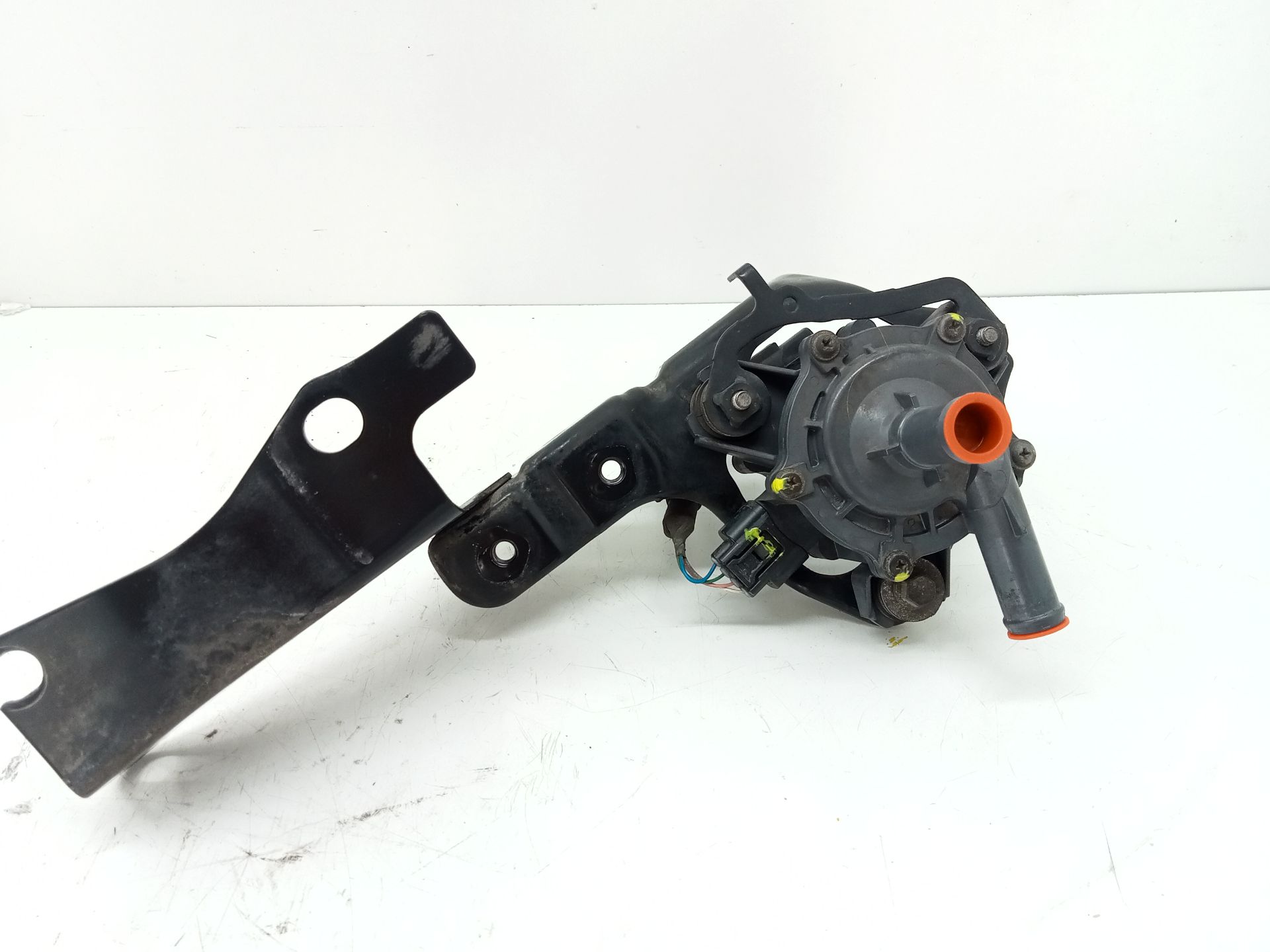 Water Pump TOYOTA PRIUS (NHW30)