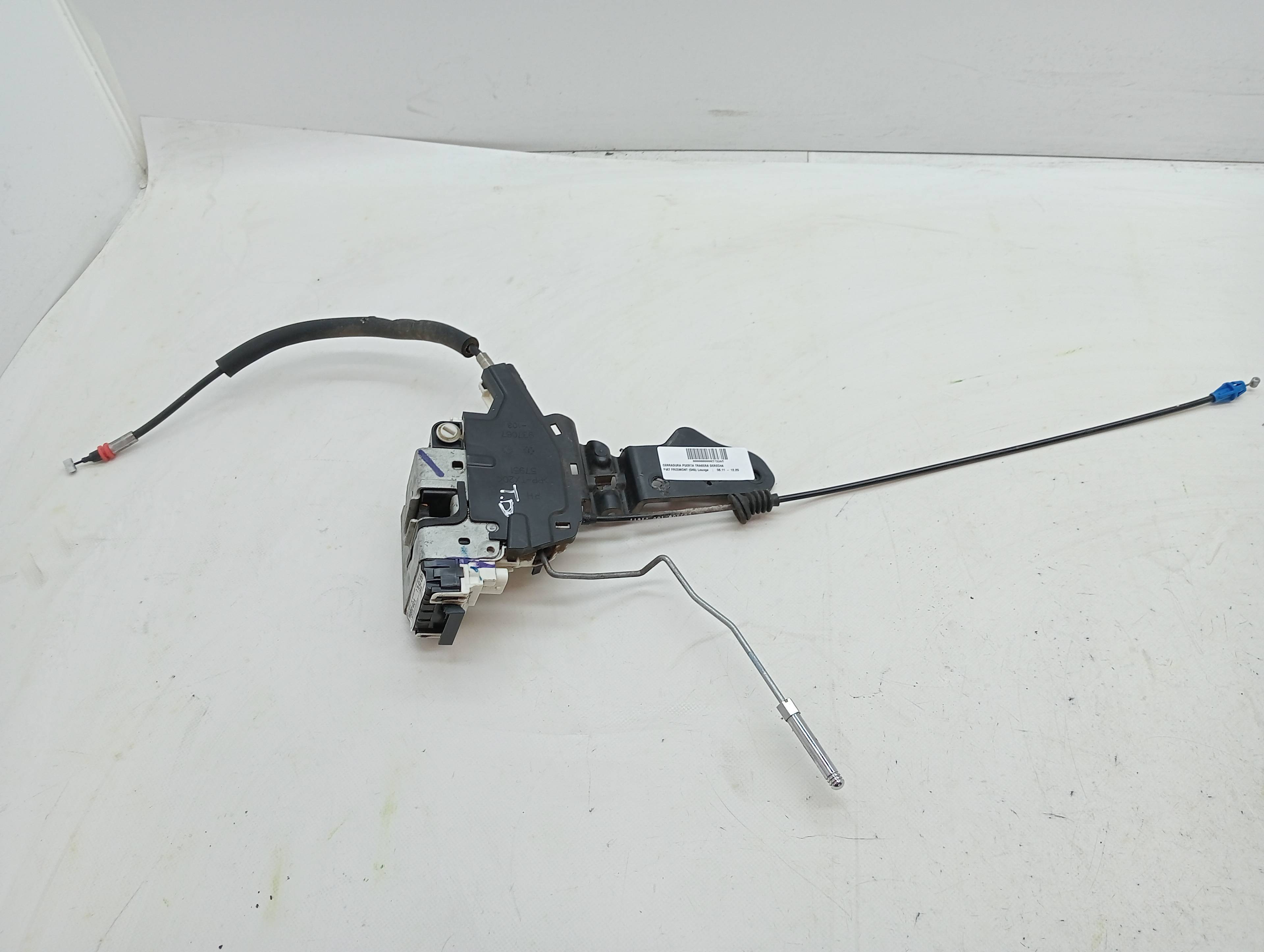 Rear right door lock FIAT FREEMONT (345)