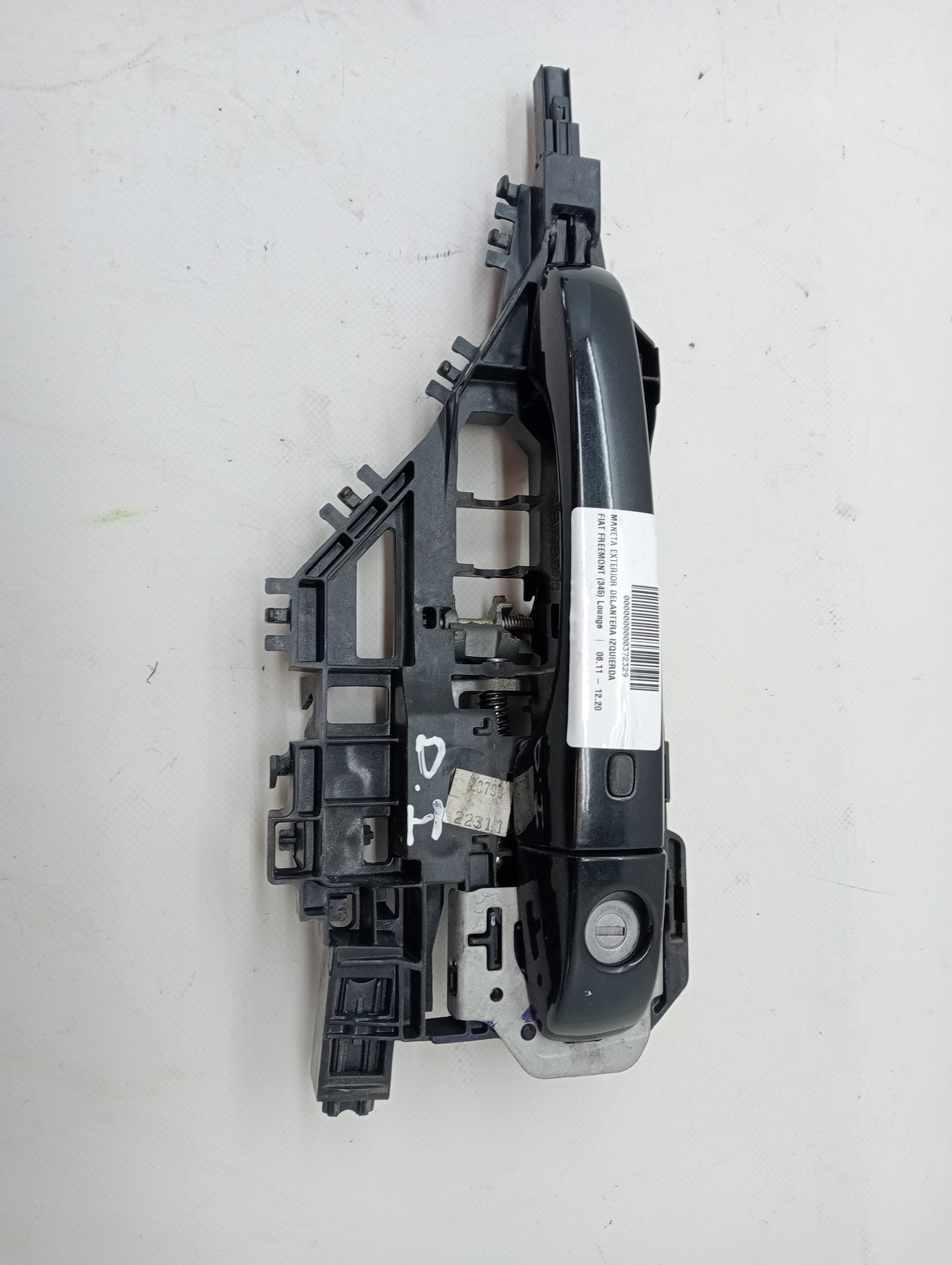 Puxador externo dianteiro esquerdo FIAT FREEMONT (345)