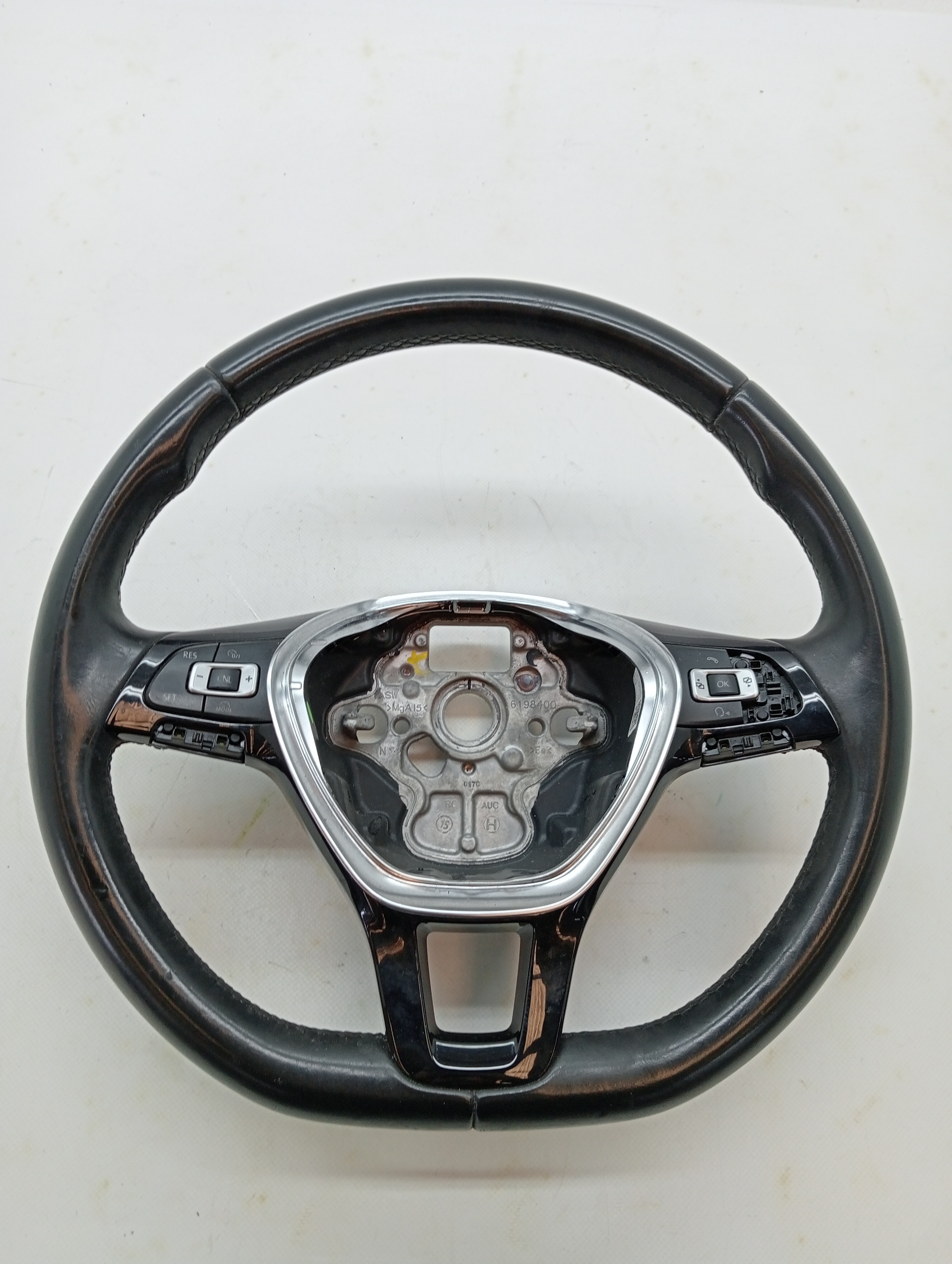 Volant VOLKSWAGEN GOLF VI VARIANT (AJ5)