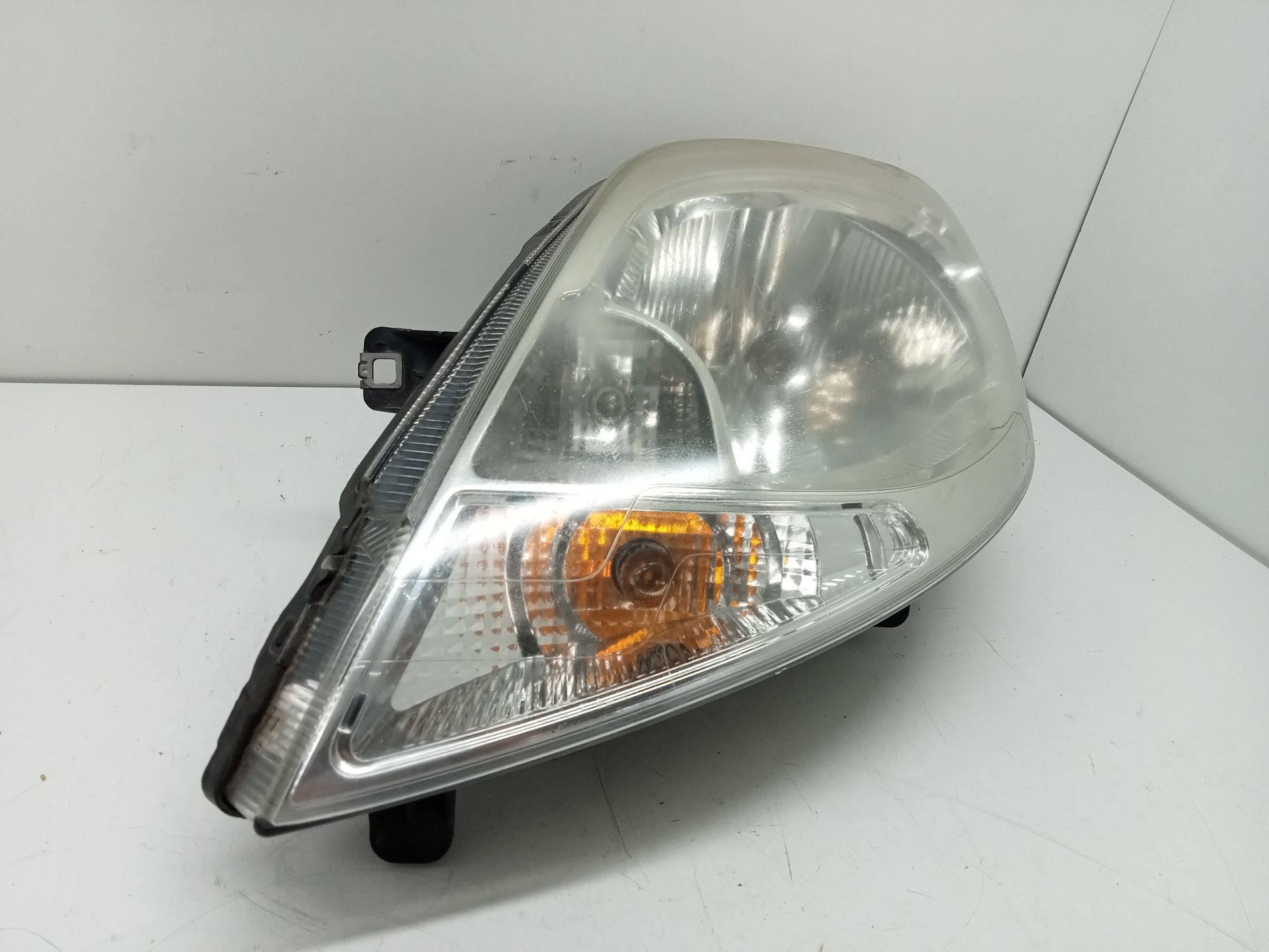 Farol esquerdo NISSAN PRIMASTAR (X..)