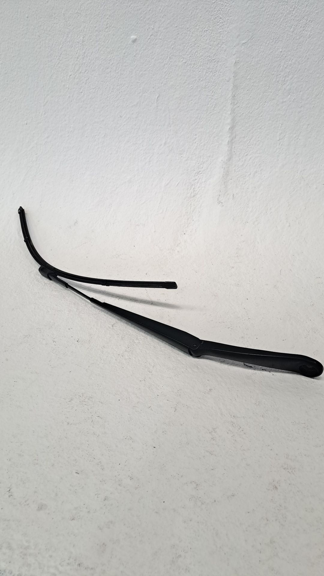 Front Left Wiper Arm MERCEDES-BENZ CLASE CLA (W117)