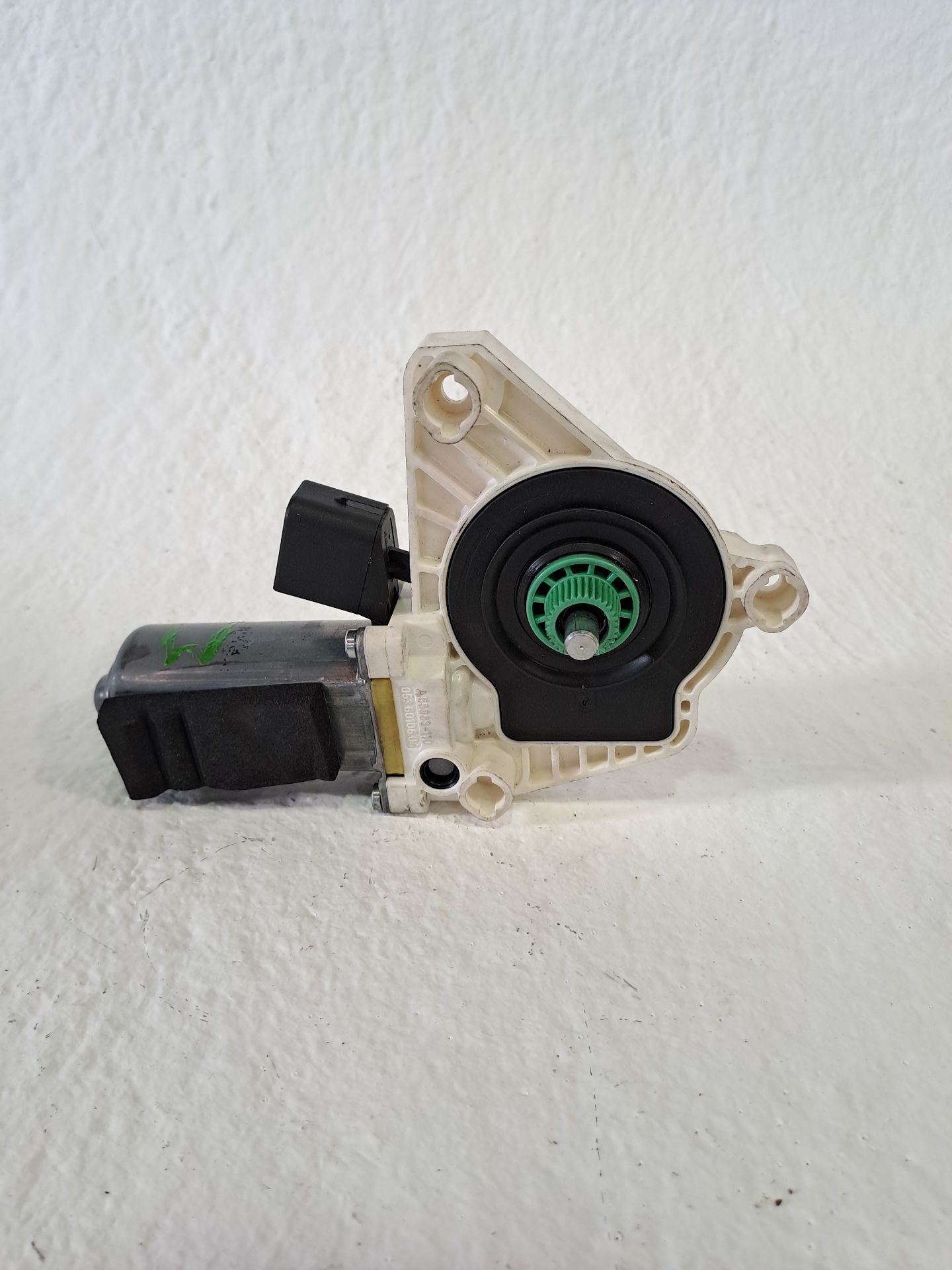 Front Left Window Motor MERCEDES-BENZ CLASE CLA (W117)