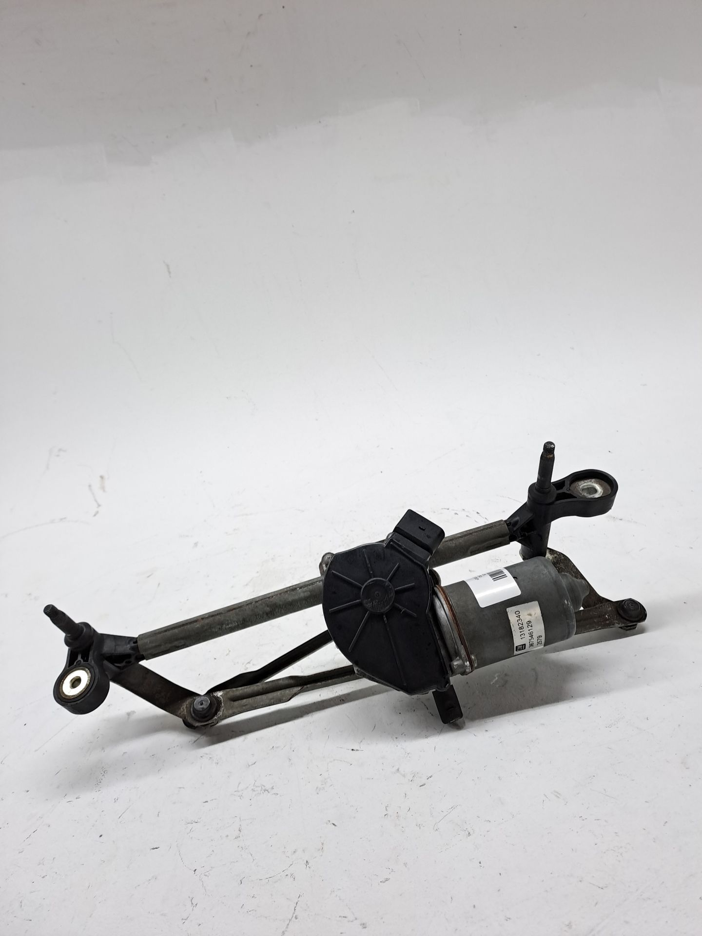 Scheibenwischermotor vorne OPEL CORSA D