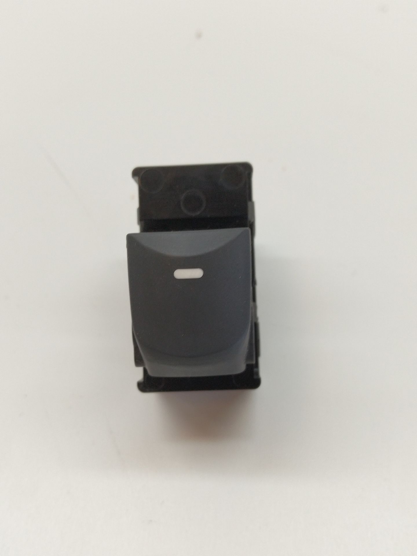 Front Right Window Switch HYUNDAI ELANTRA (MD)