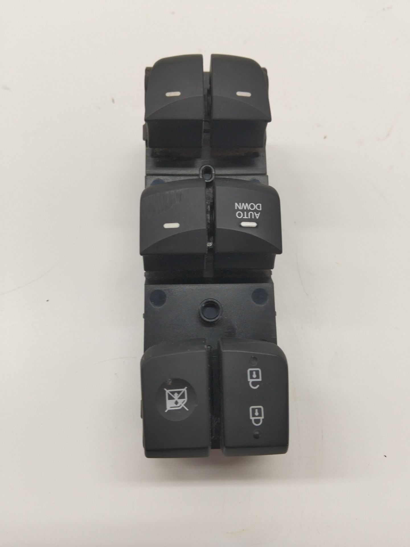 Front Left Window Switch HYUNDAI ELANTRA (MD)