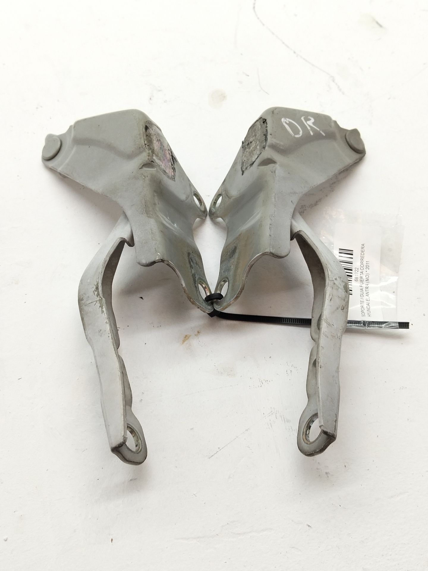 Support / guide porte coulissante HYUNDAI ELANTRA (MD)
