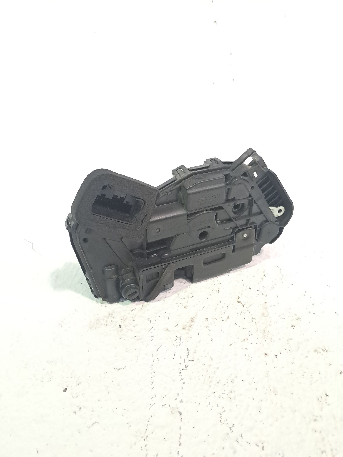 Serrure porte avant gauche SKODA FABIA (PJ3)