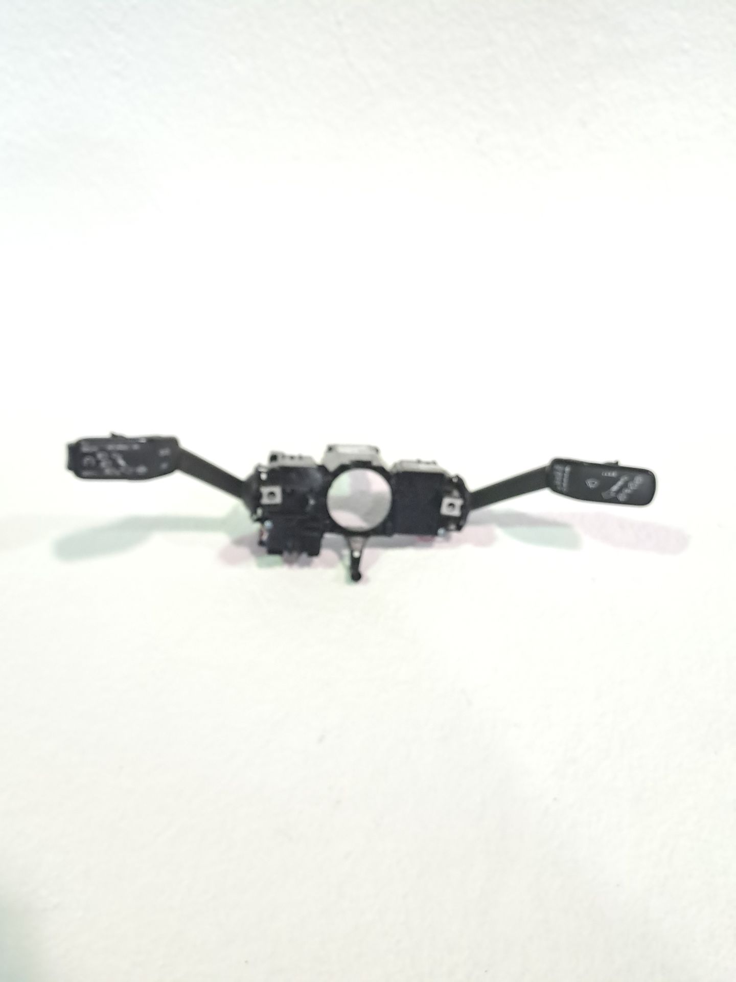 Commande de clignotants SKODA FABIA (PJ3)