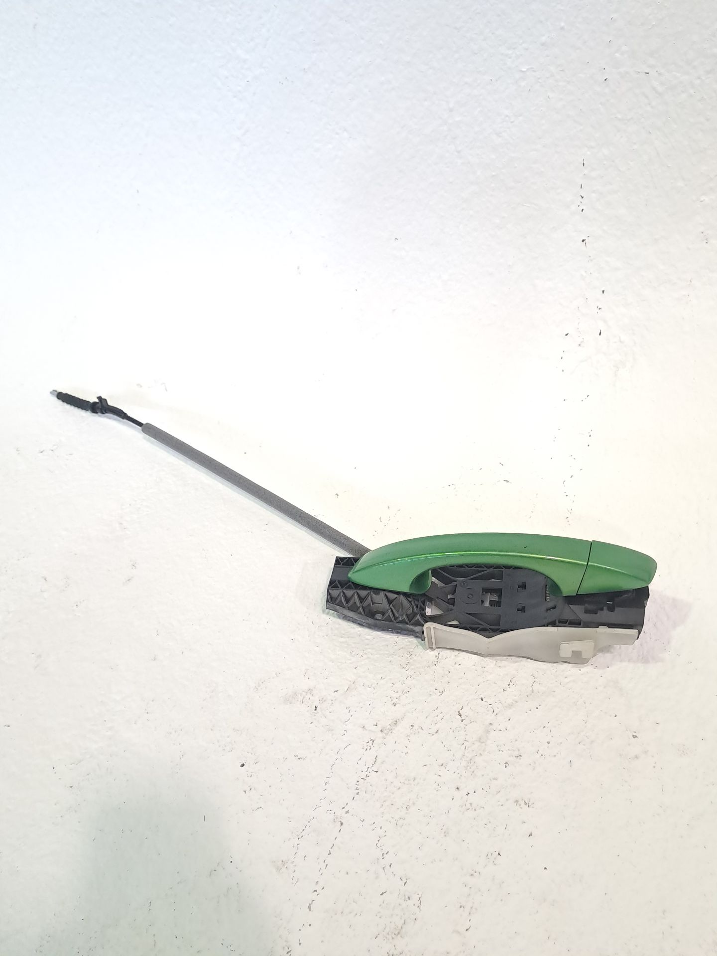 Poignée extérieure arrière gauche SKODA FABIA (PJ3)