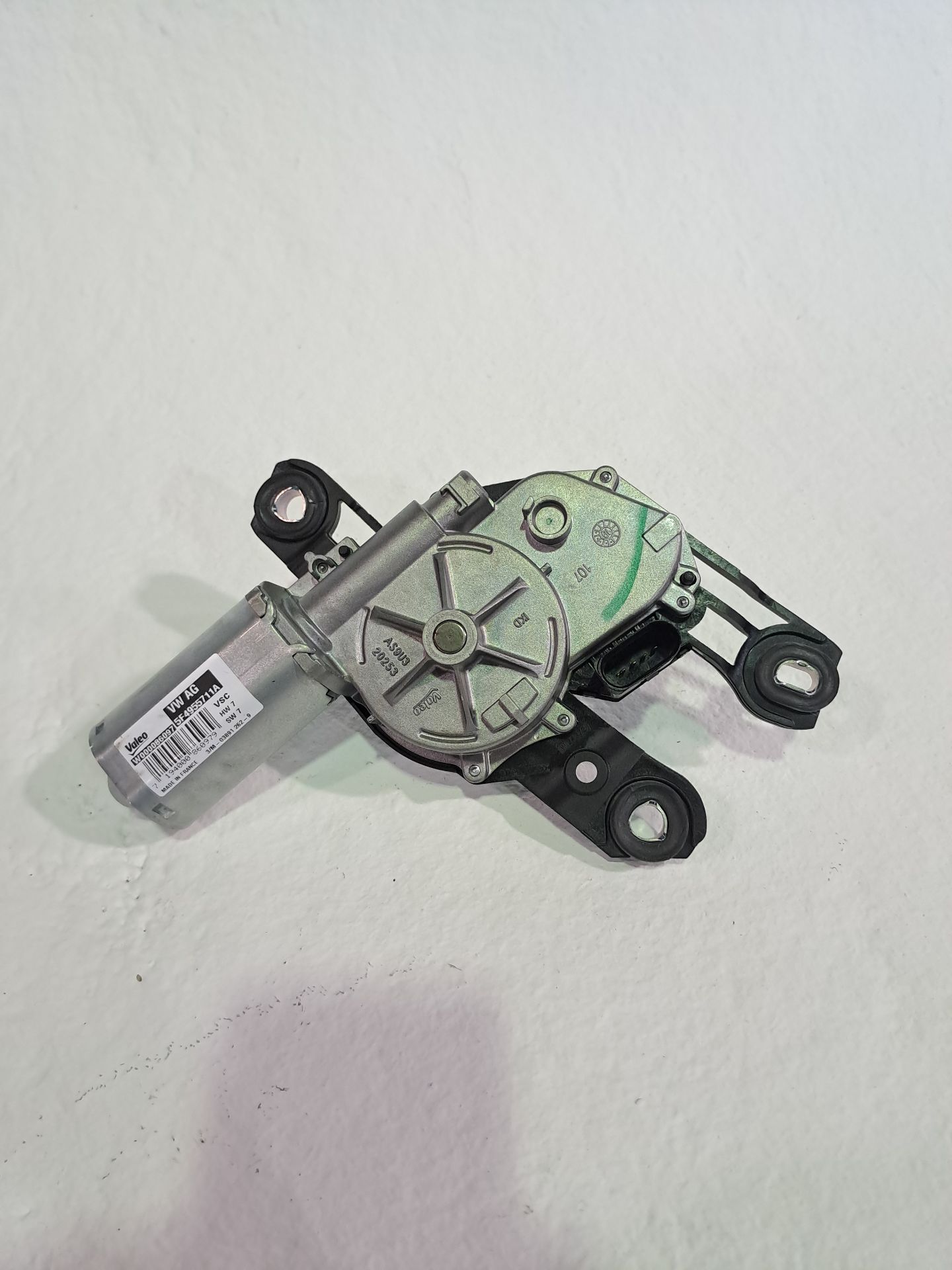 Scheibenwischermotor hinten SKODA FABIA (PJ3)