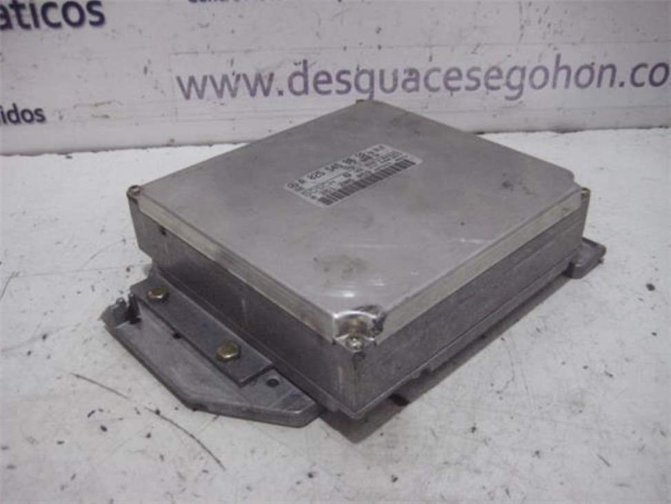 Engine control unit ECU MERCEDES-BENZ CLASE M (W163)