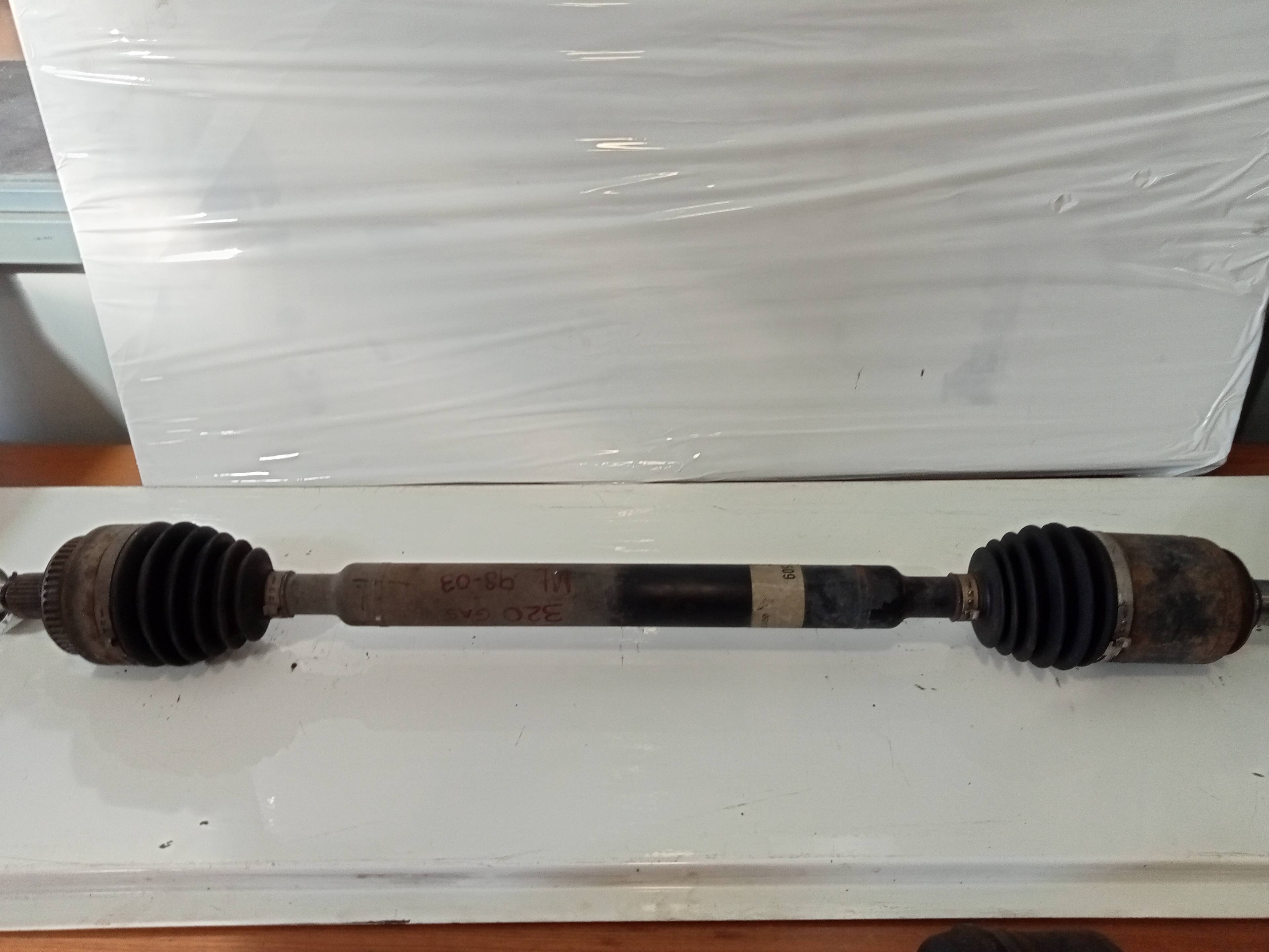 Transmission avant droite MERCEDES-BENZ CLASE M (W163)