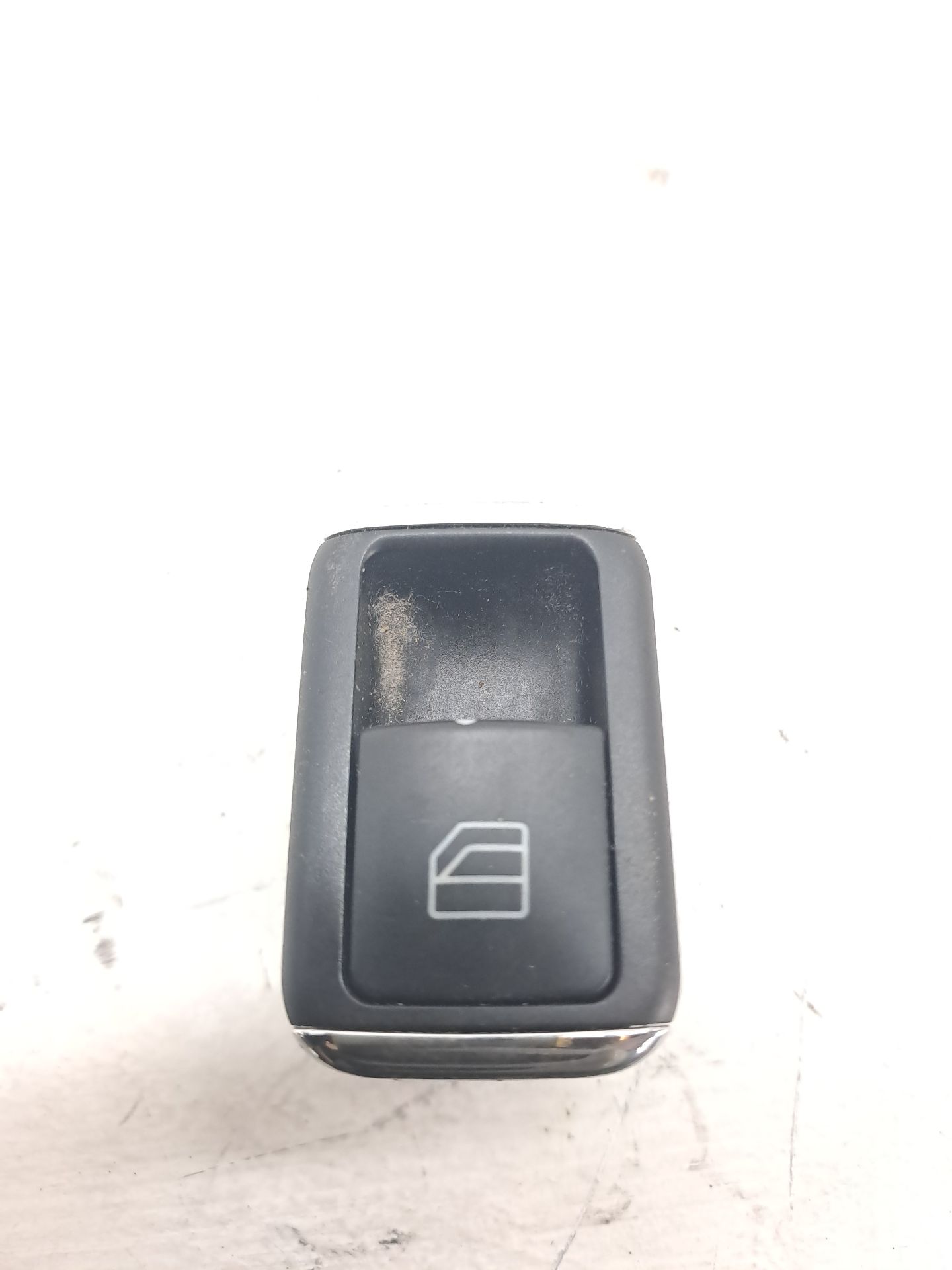 Commande lève-vitre arrière droit MERCEDES-BENZ CLASE C (W204)