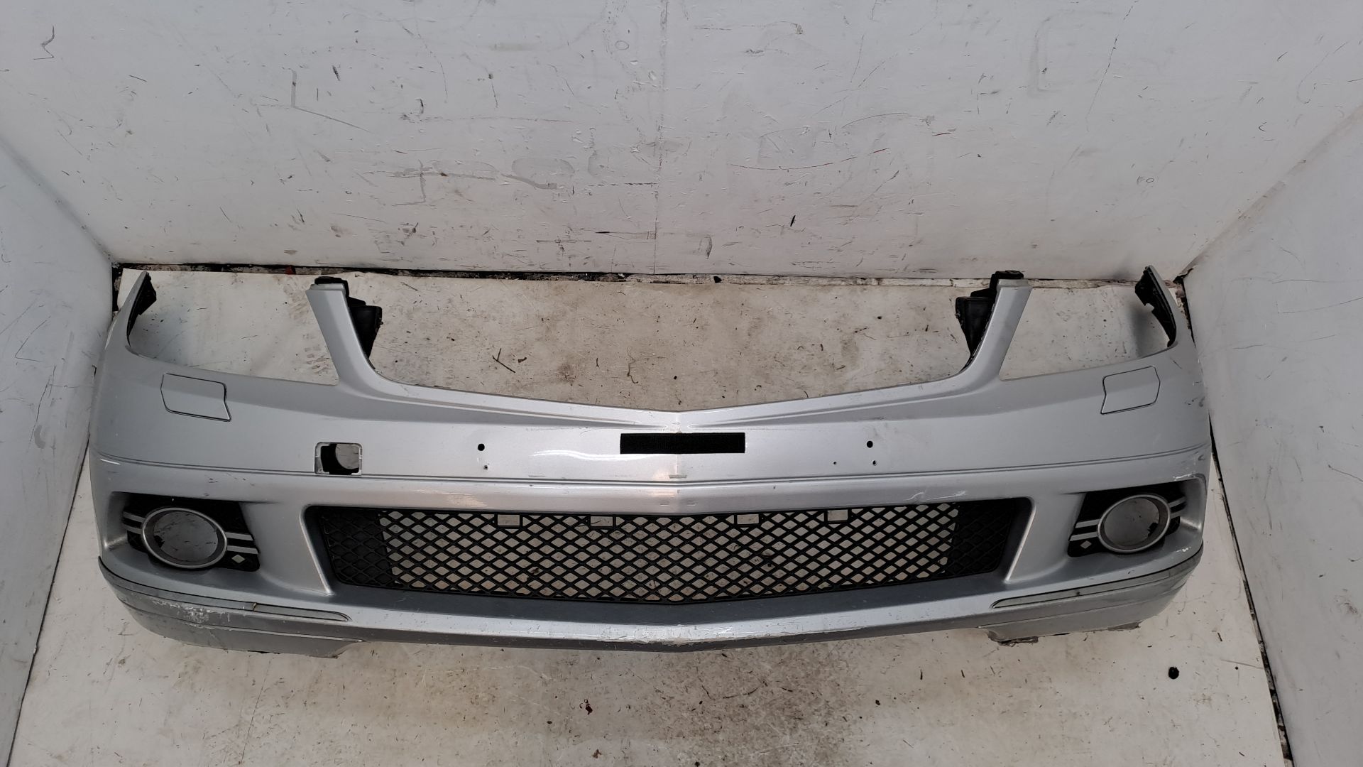 Front Bumper MERCEDES-BENZ CLASE C (W204)