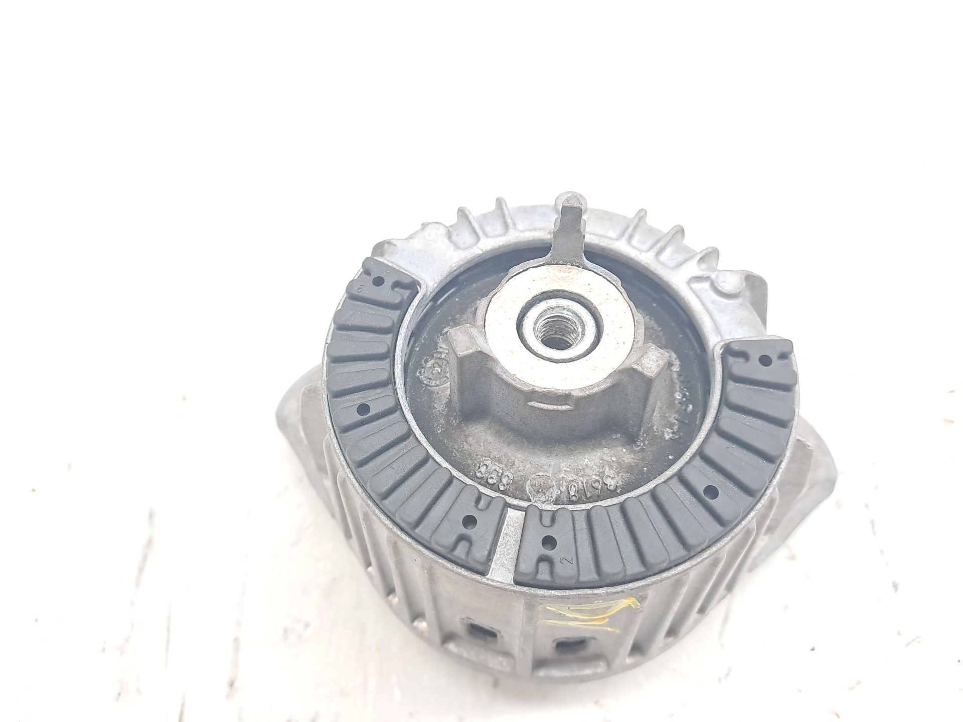Engine mount MERCEDES-BENZ CLASE C (W204)