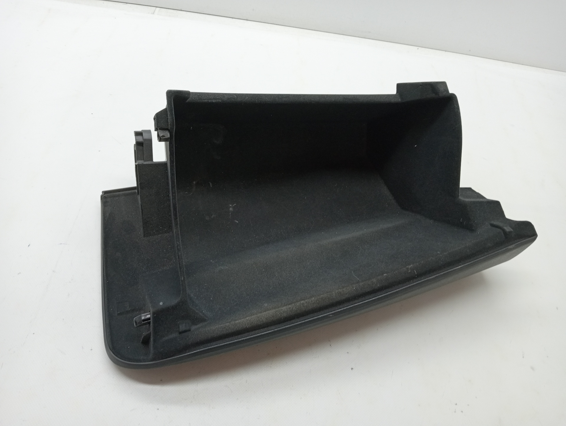 Handschuhfach SUZUKI KIZASHI A6B