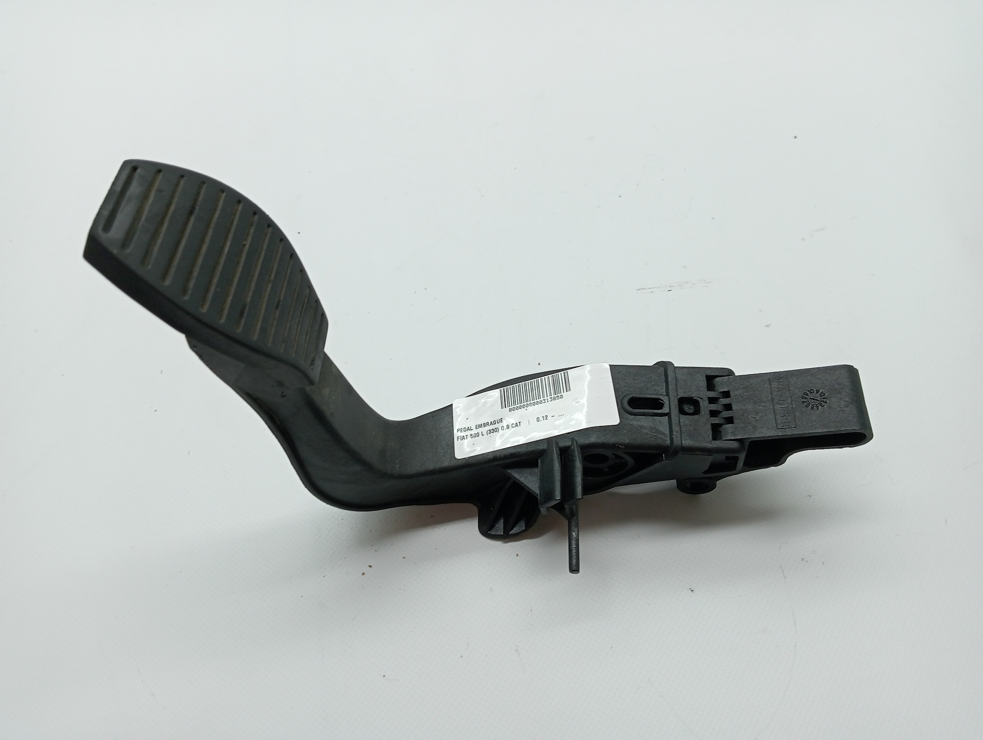 Pedal da embreagem FIAT 500 L (330)