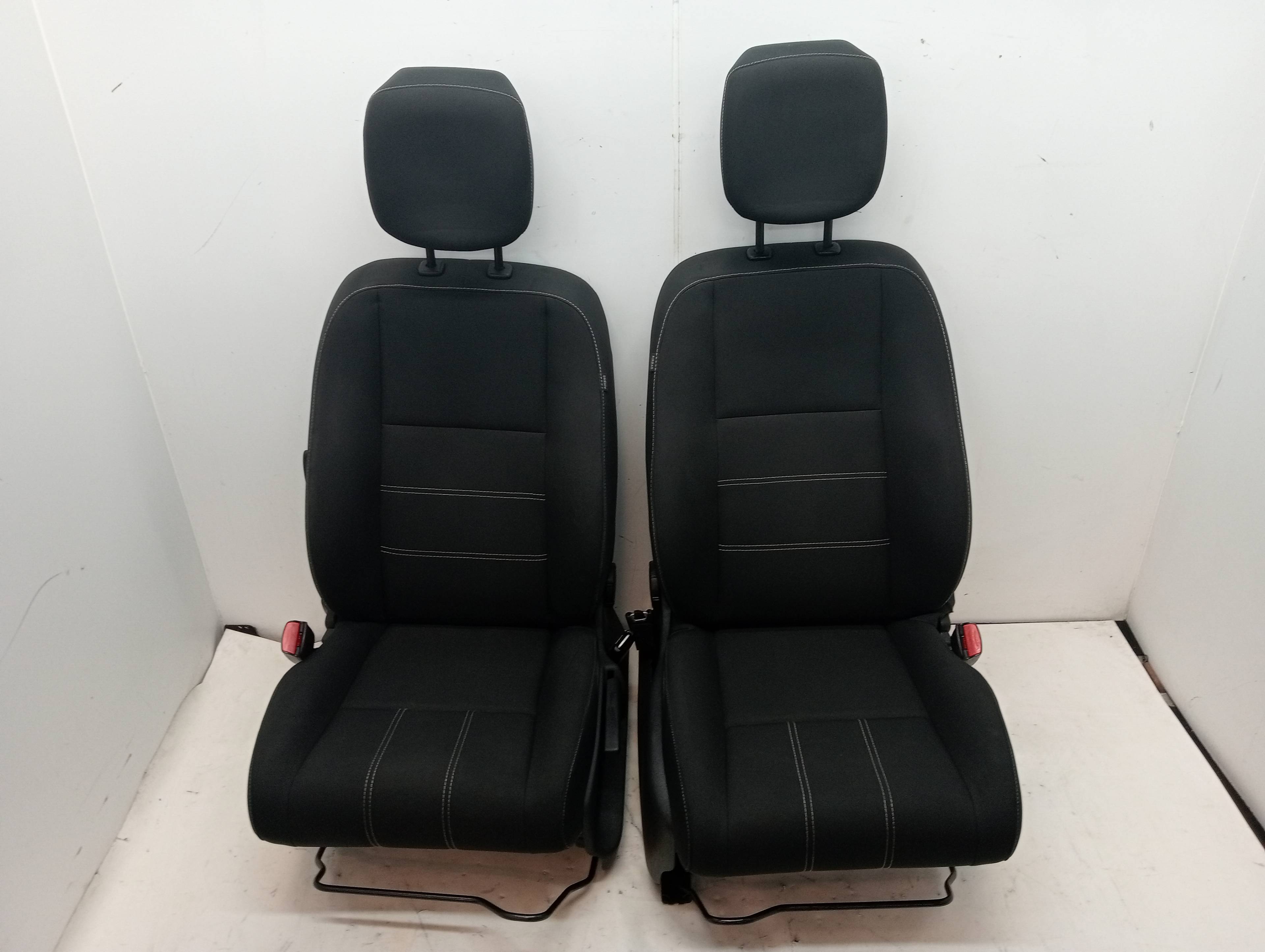Jeu de sièges complet RENAULT MEGANE III BERLINA 5 P