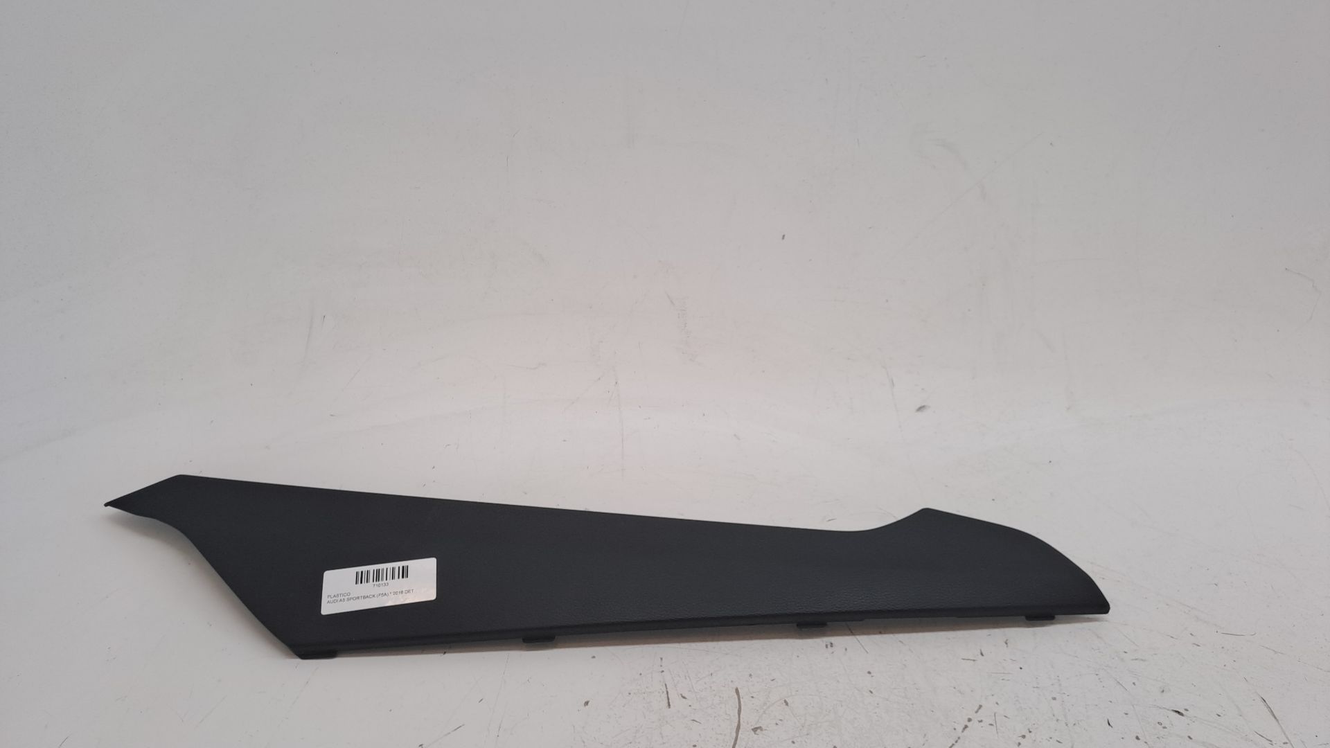 Painel plástico AUDI A5 SPORTBACK (F5A)
