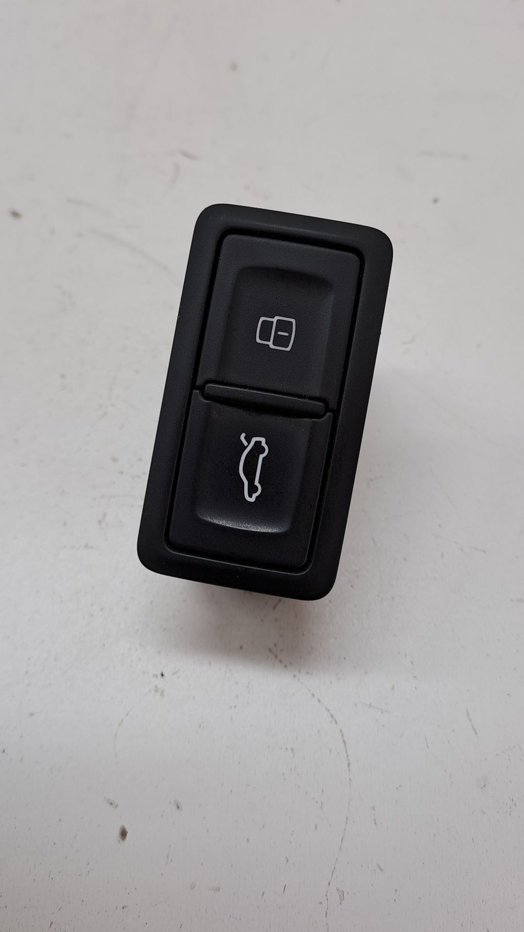 Comfort Control Module AUDI A5 SPORTBACK (F5A)