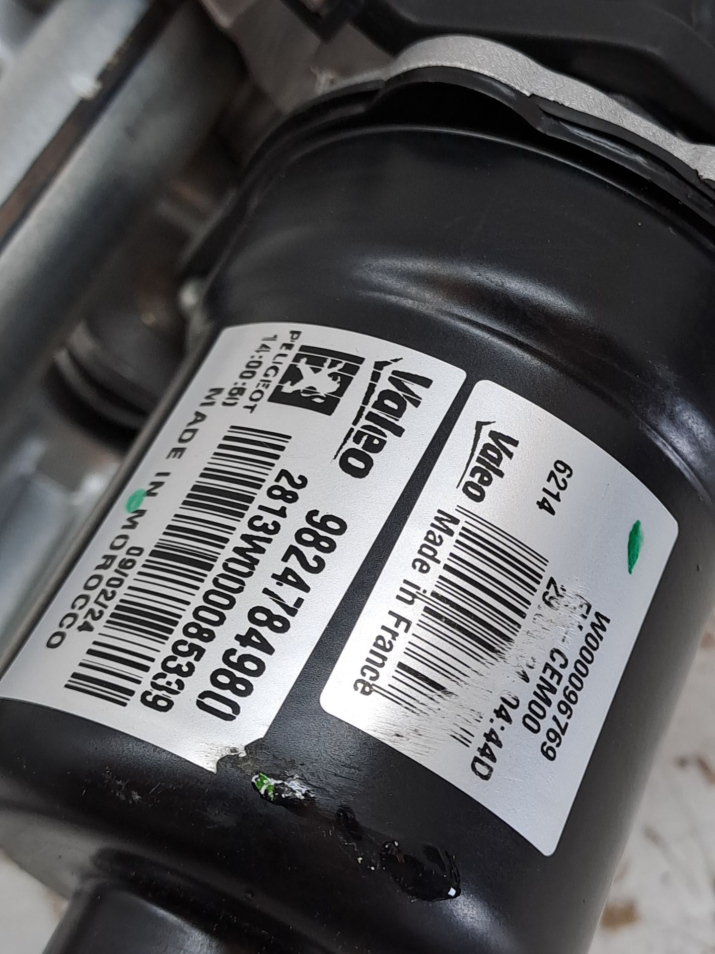 Scheibenwischermotor vorne OPEL CORSA F