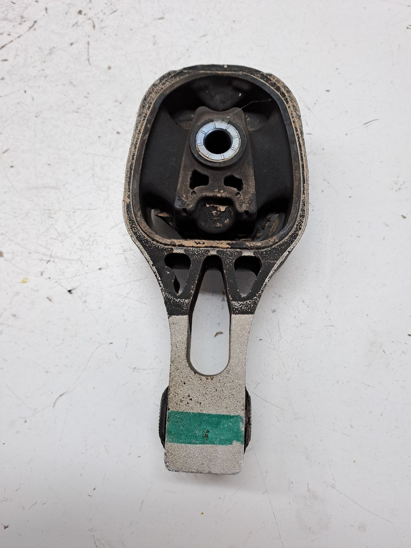 Engine mount OPEL CORSA F