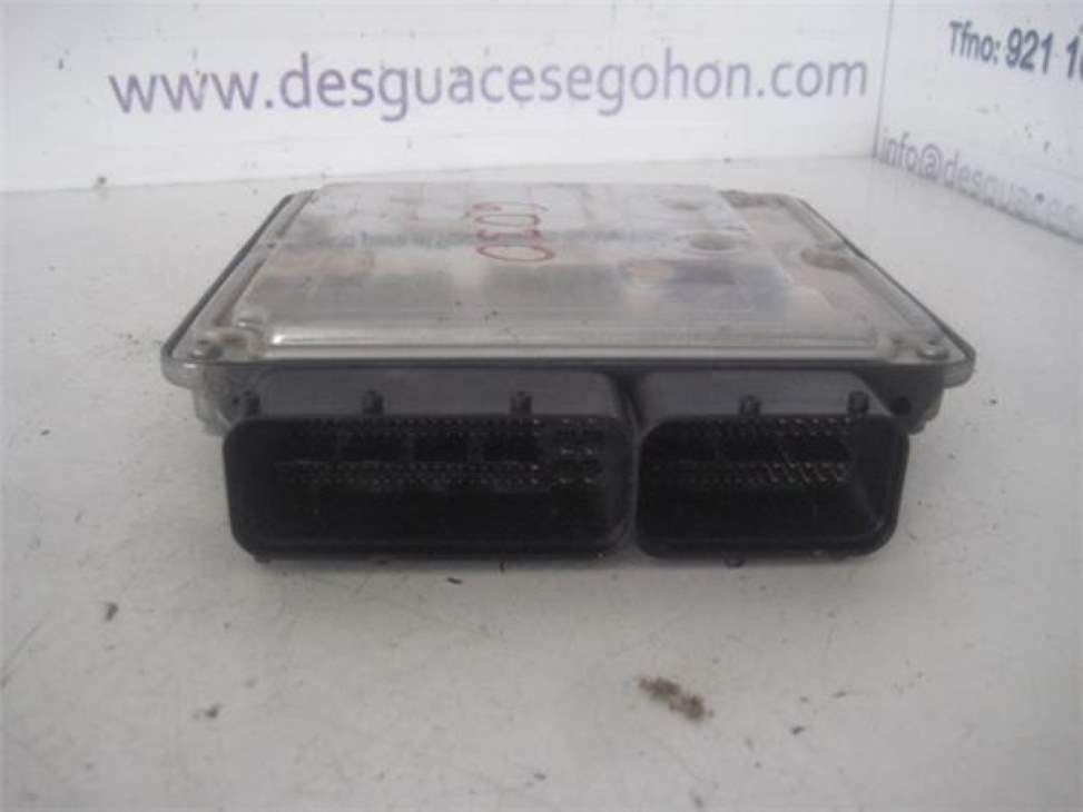 Central do motor UCE VOLKSWAGEN GOLF V BERLINA (1K1)