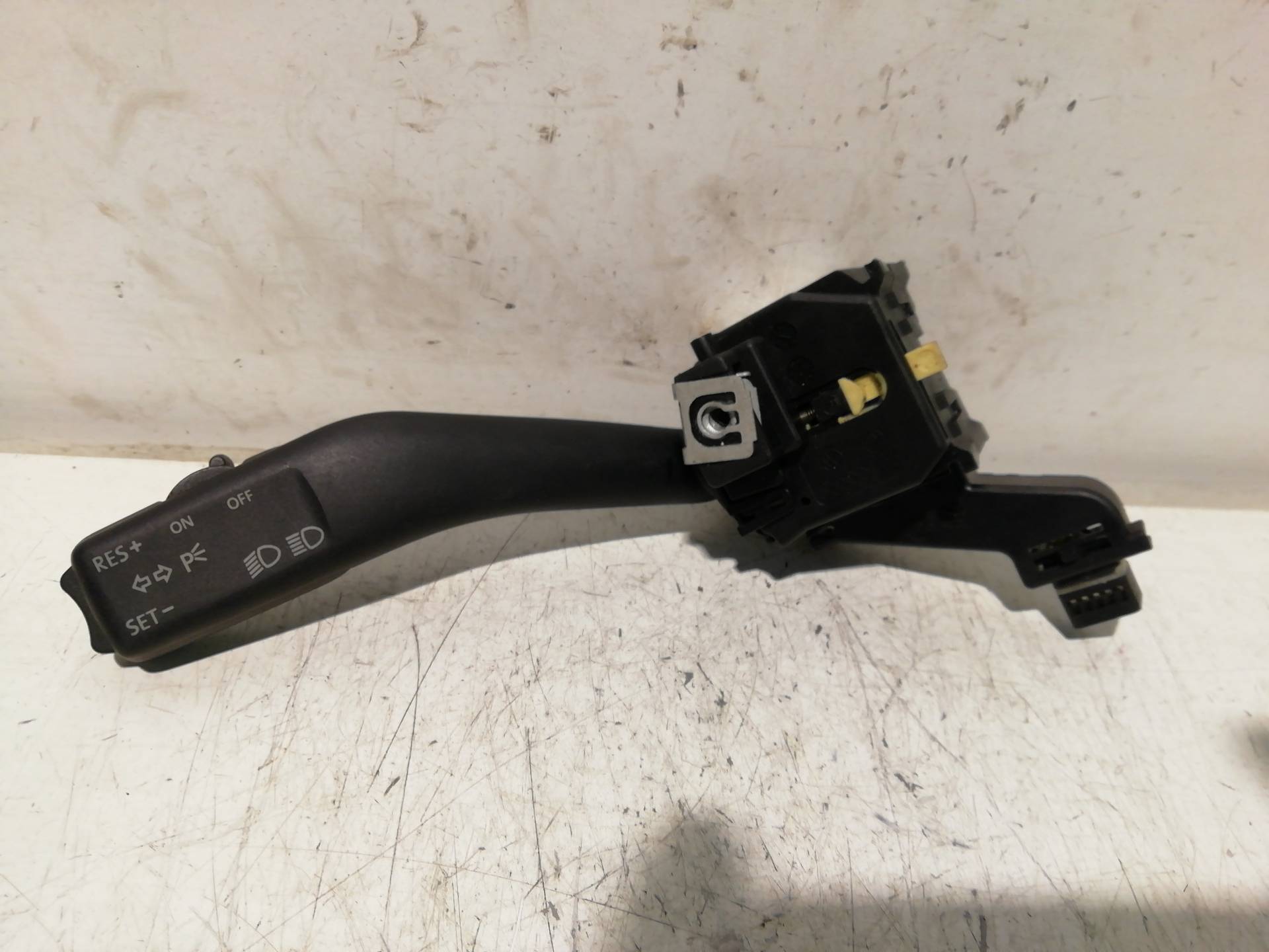 Commande de clignotants VOLKSWAGEN GOLF V BERLINA (1K1)